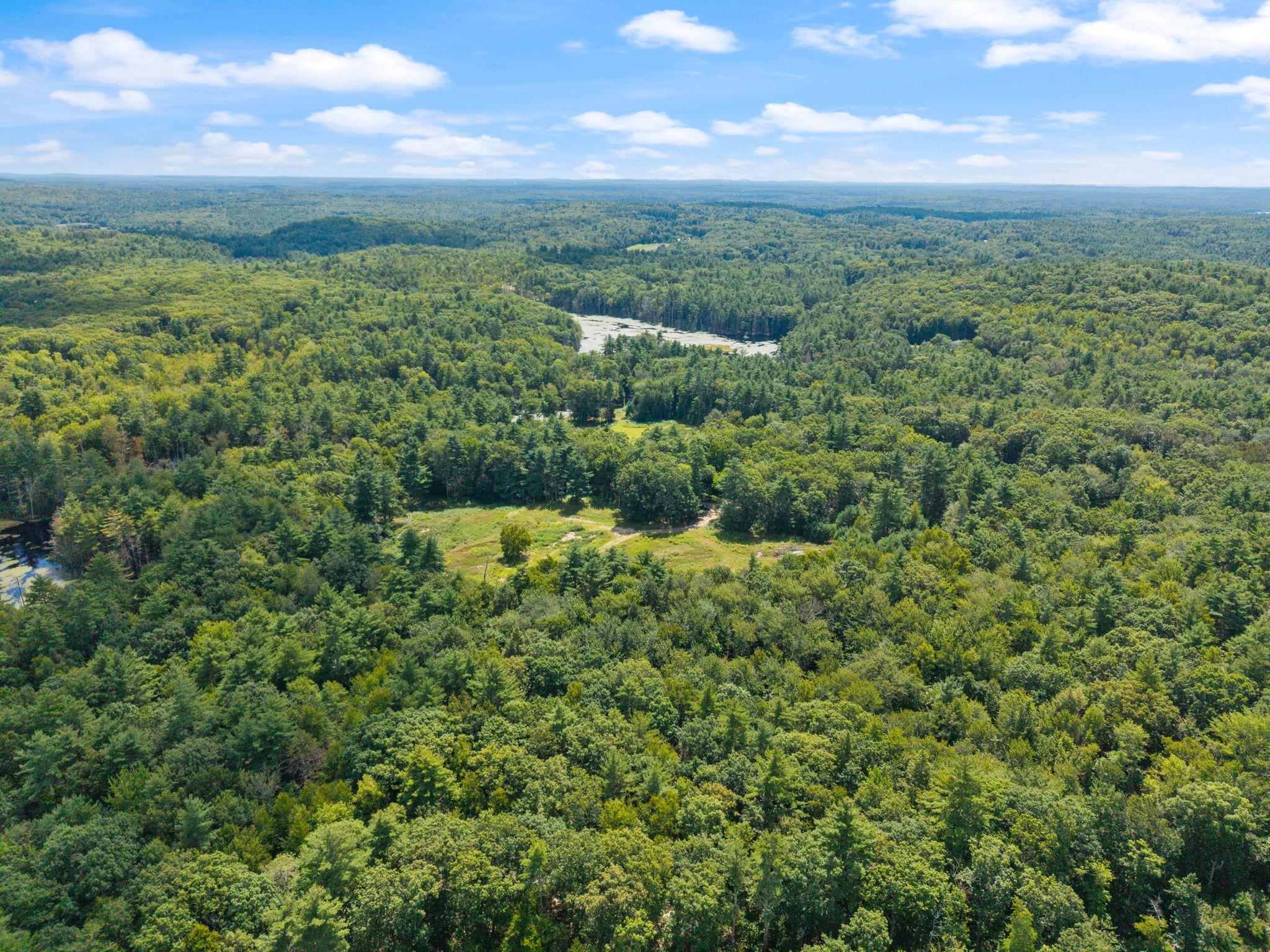 Mooers Road Rd, Nottingham, NH 03290