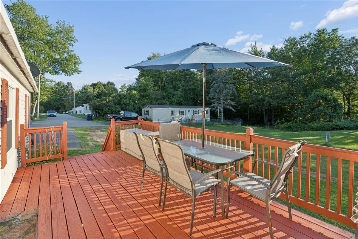 5 Gusty Rd, Tilton, NH 03276