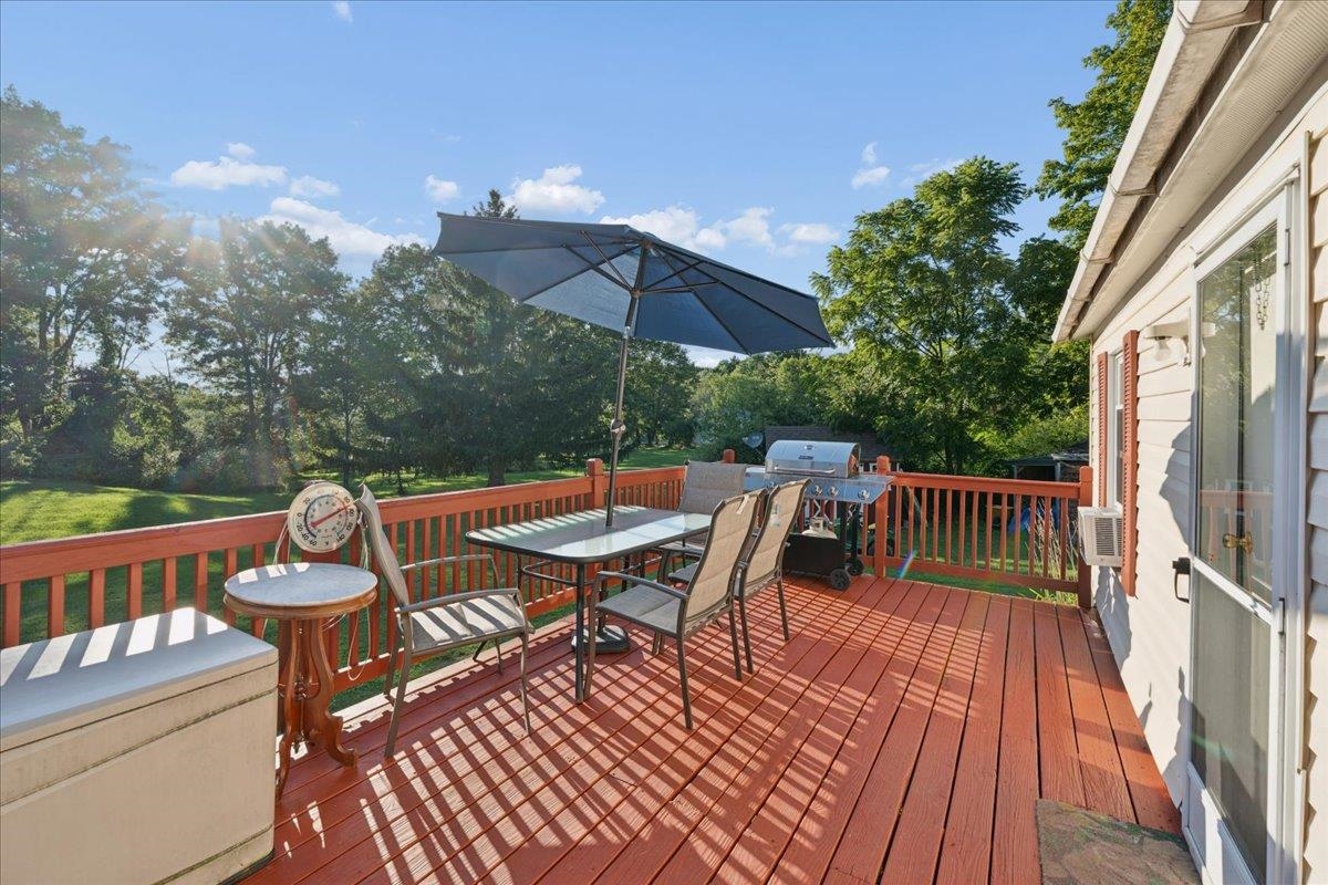 5 Gusty Rd, Tilton, NH 03276