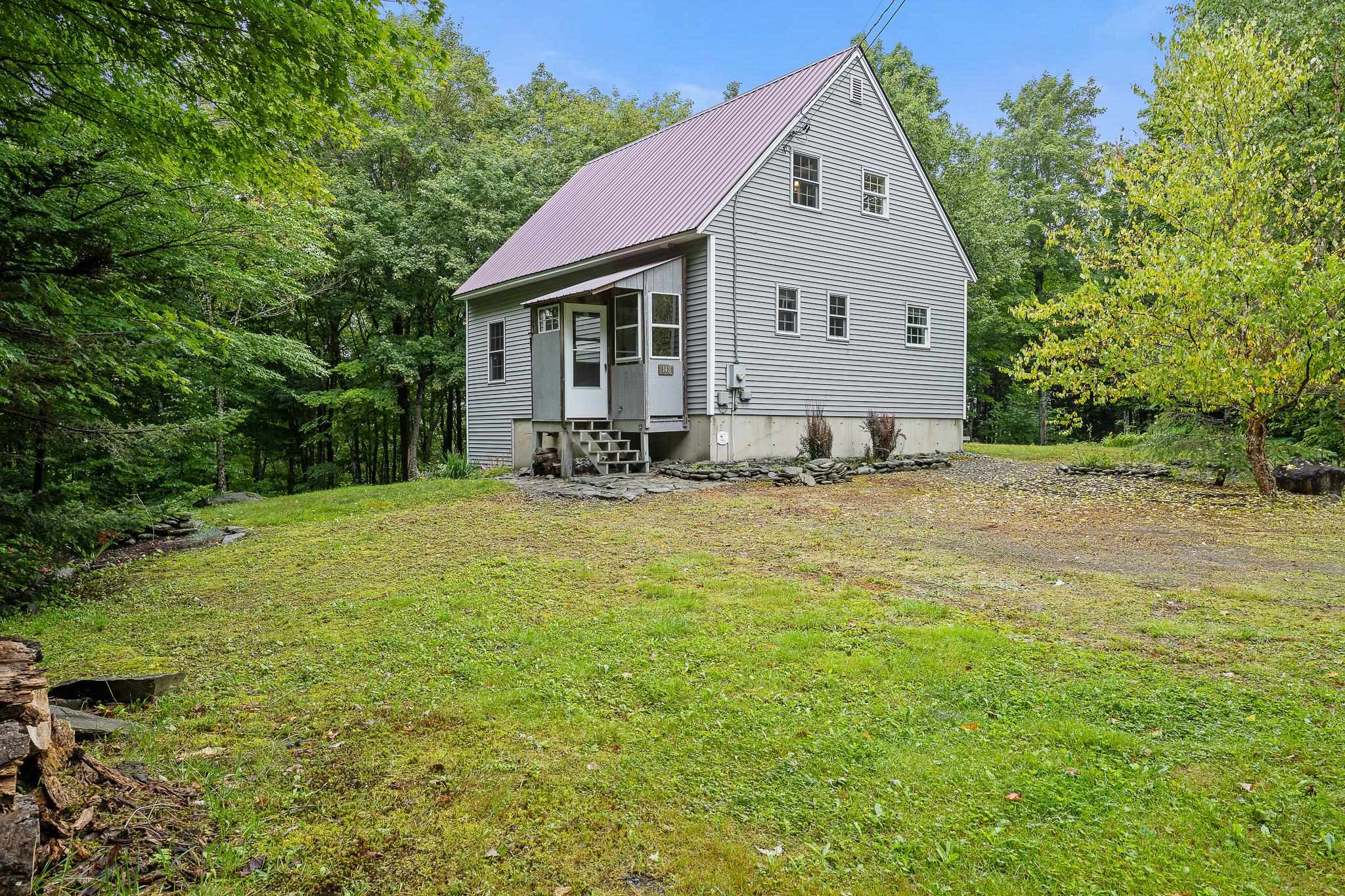 148 Lakeview Estates Rd, Pittsburg, NH 03592