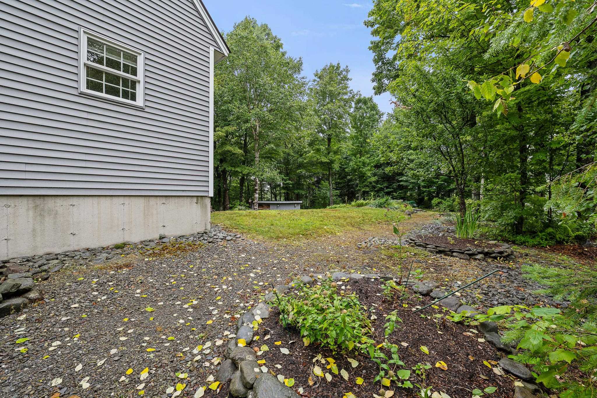 148 Lakeview Estates Rd, Pittsburg, NH 03592