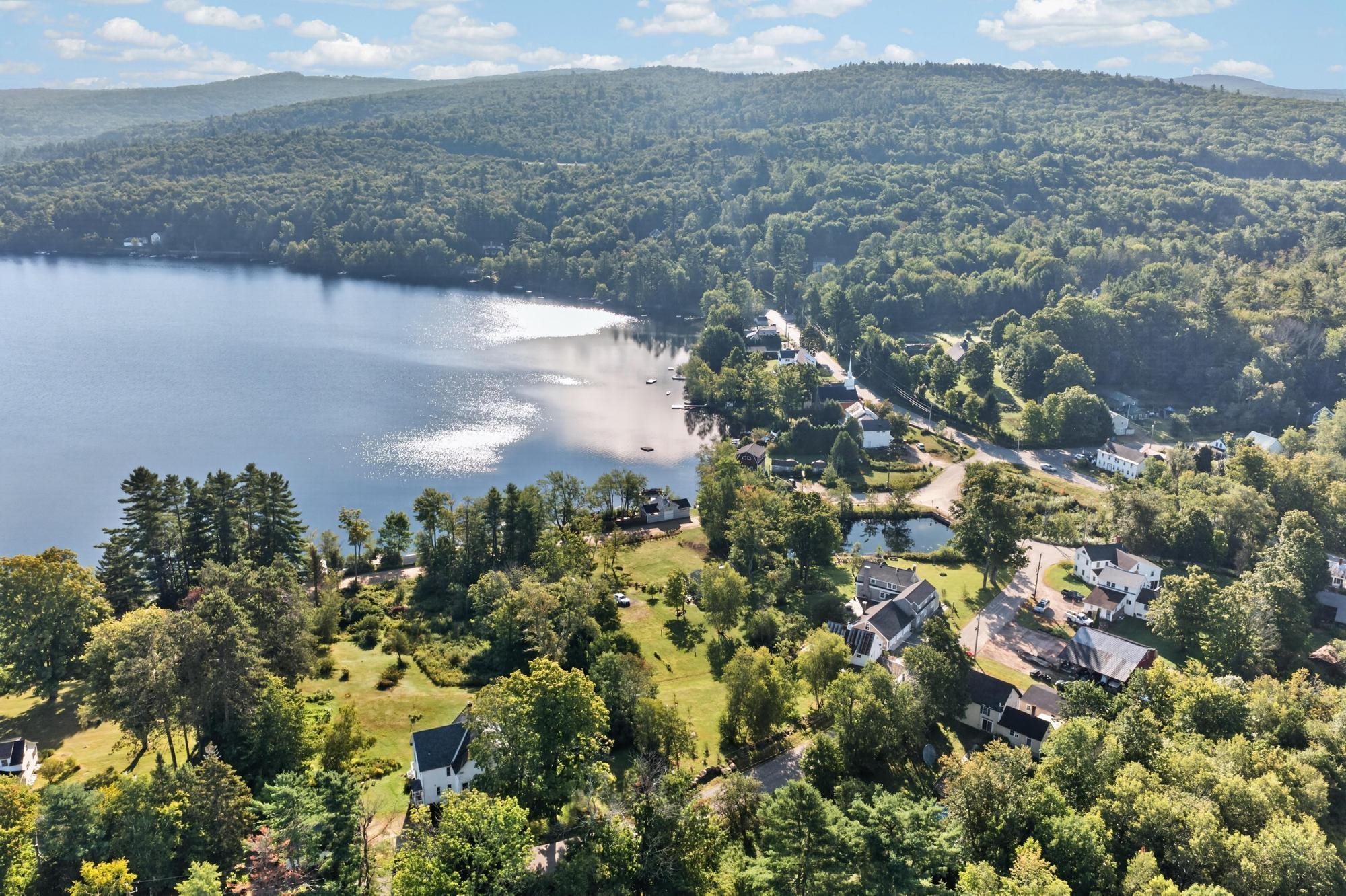 11 Old Towne Rd, Nelson, NH 03457