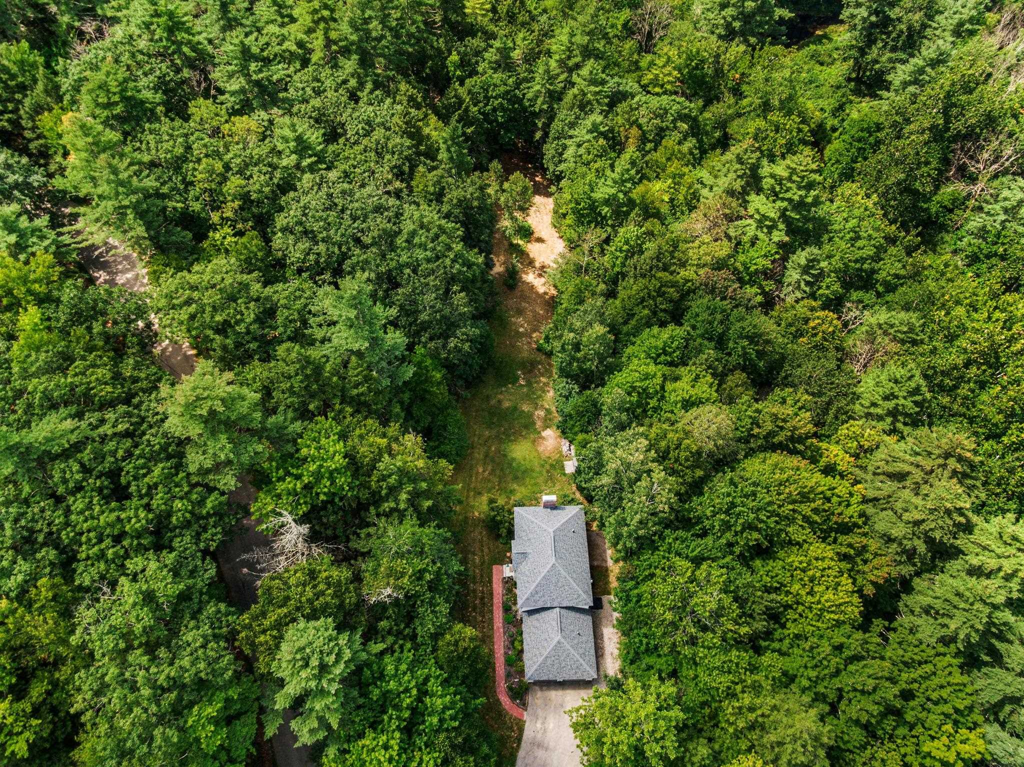 53 Captain Clark Hw, Wilton, NH 03086-5720
