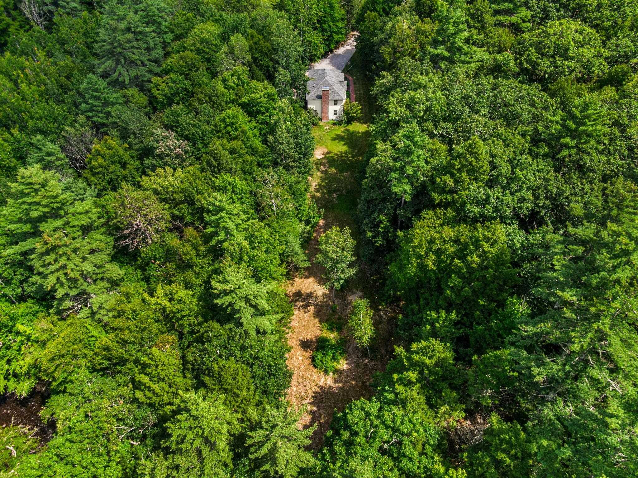 53 Captain Clark Hw, Wilton, NH 03086-5720