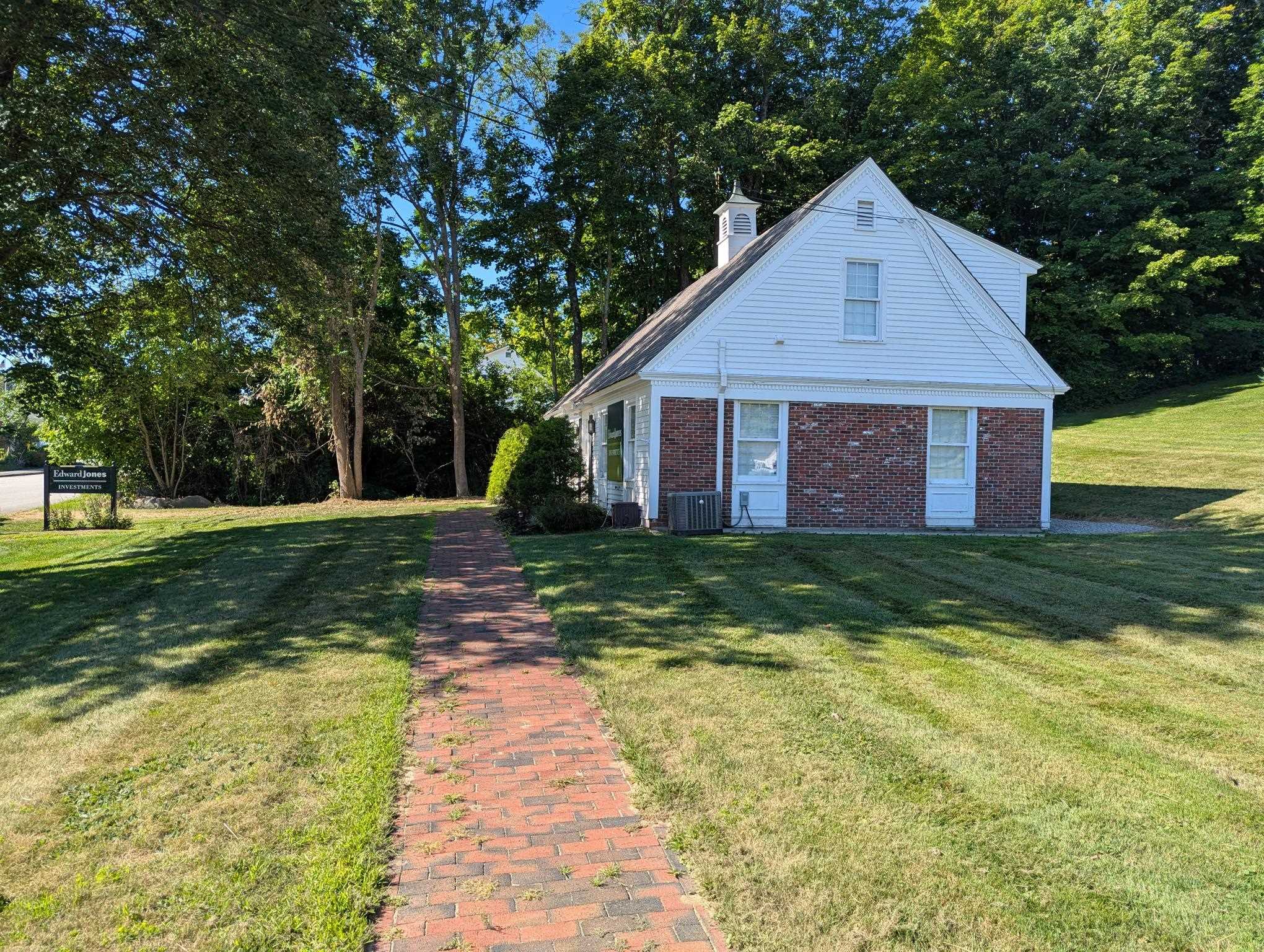 21 Goodnow St, Jaffrey, NH 03452