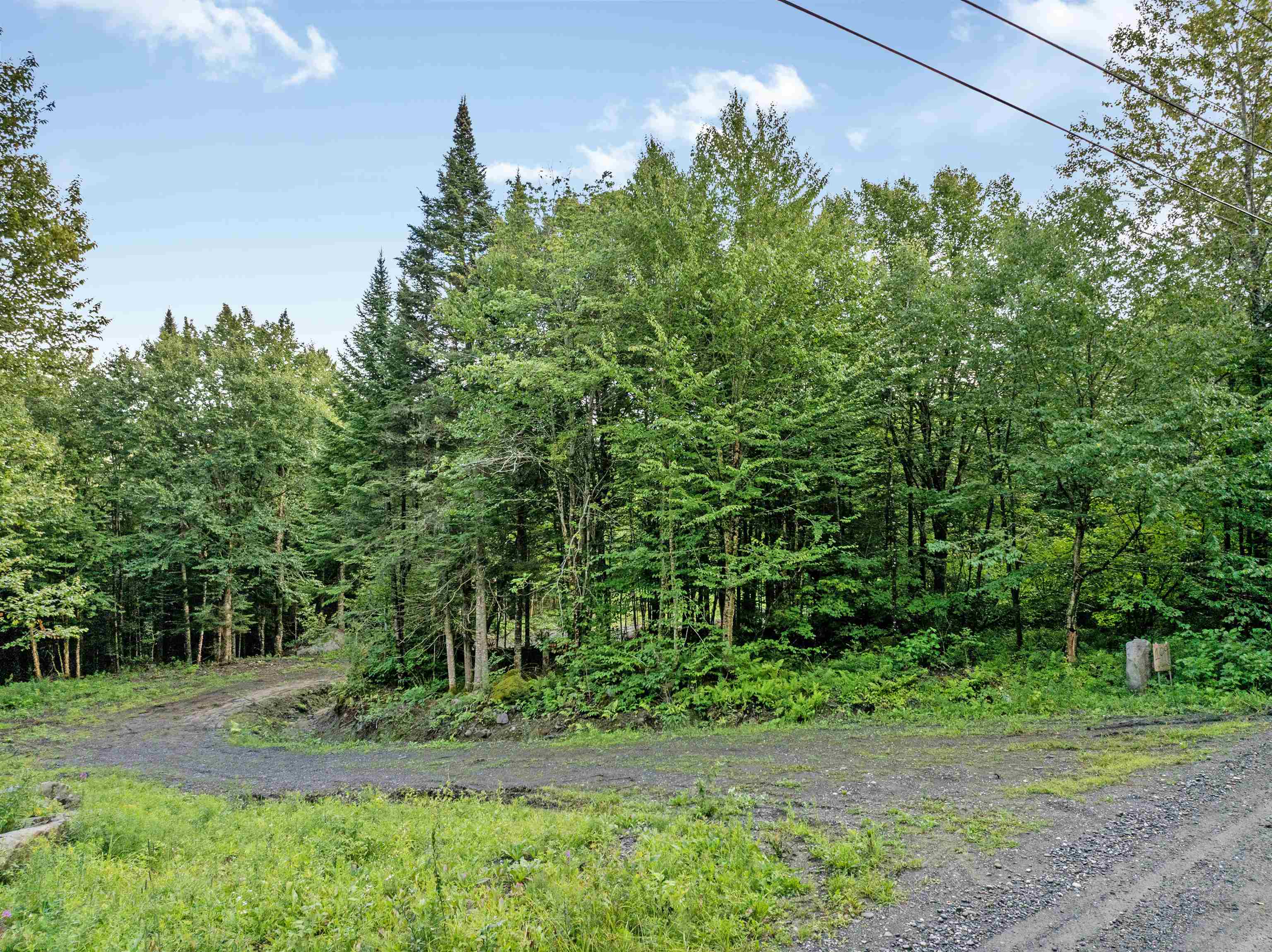 109 Glenwood Dr, Pittsburg, NH 03592