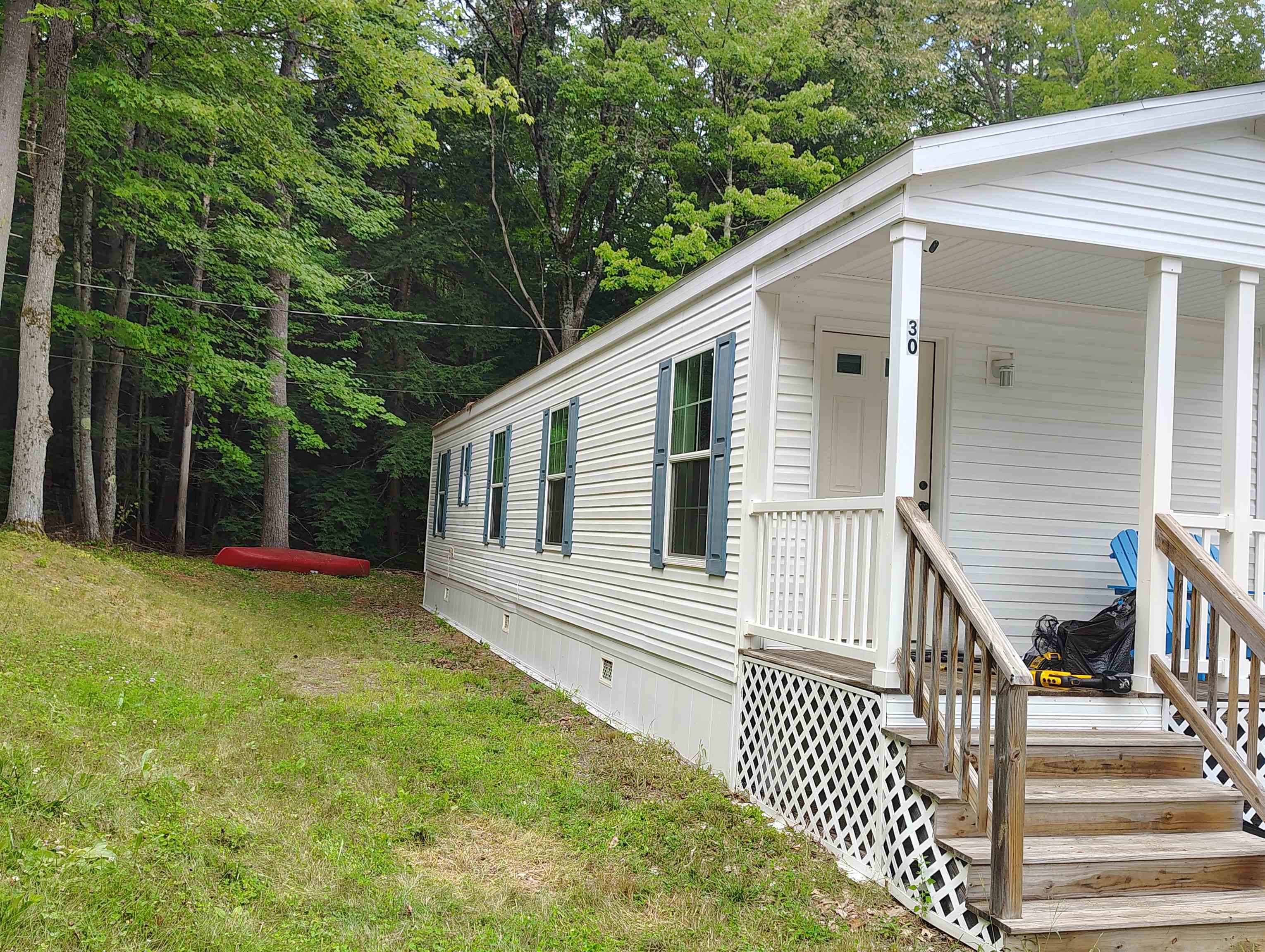 30 Highland Ter, Plymouth, NH 03264