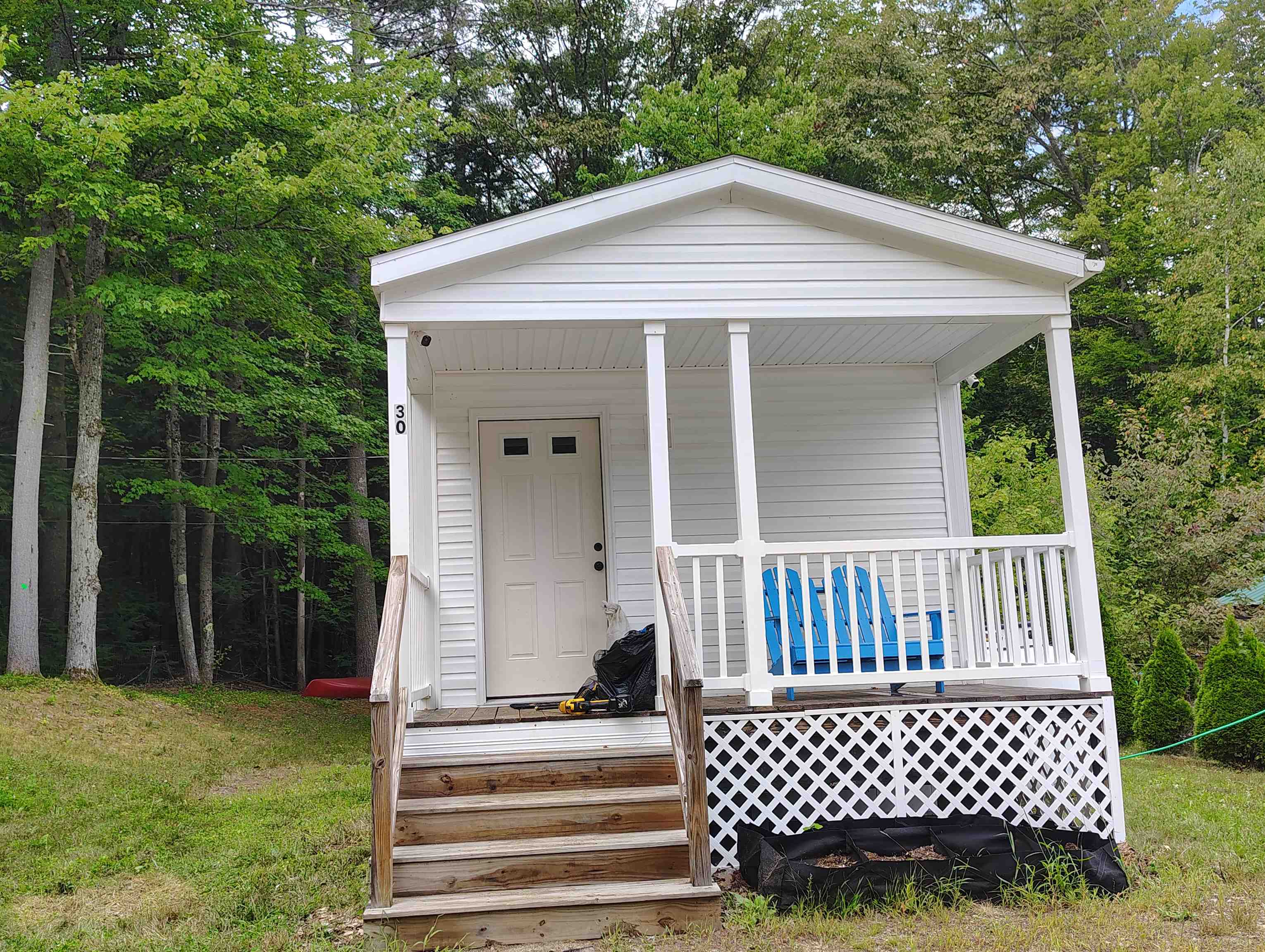 30 Highland Ter, Plymouth, NH 03264