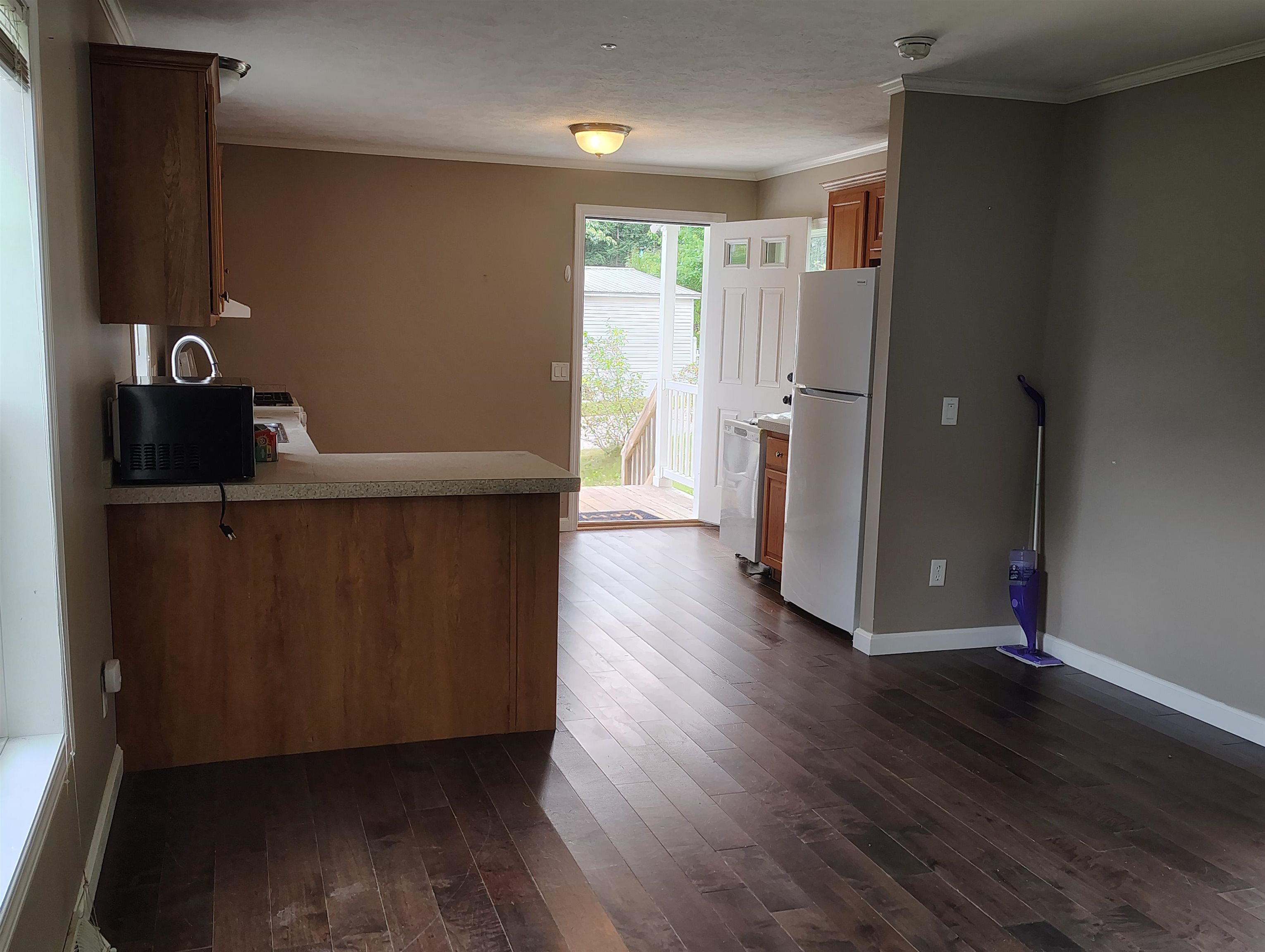 30 Highland Ter, Plymouth, NH 03264