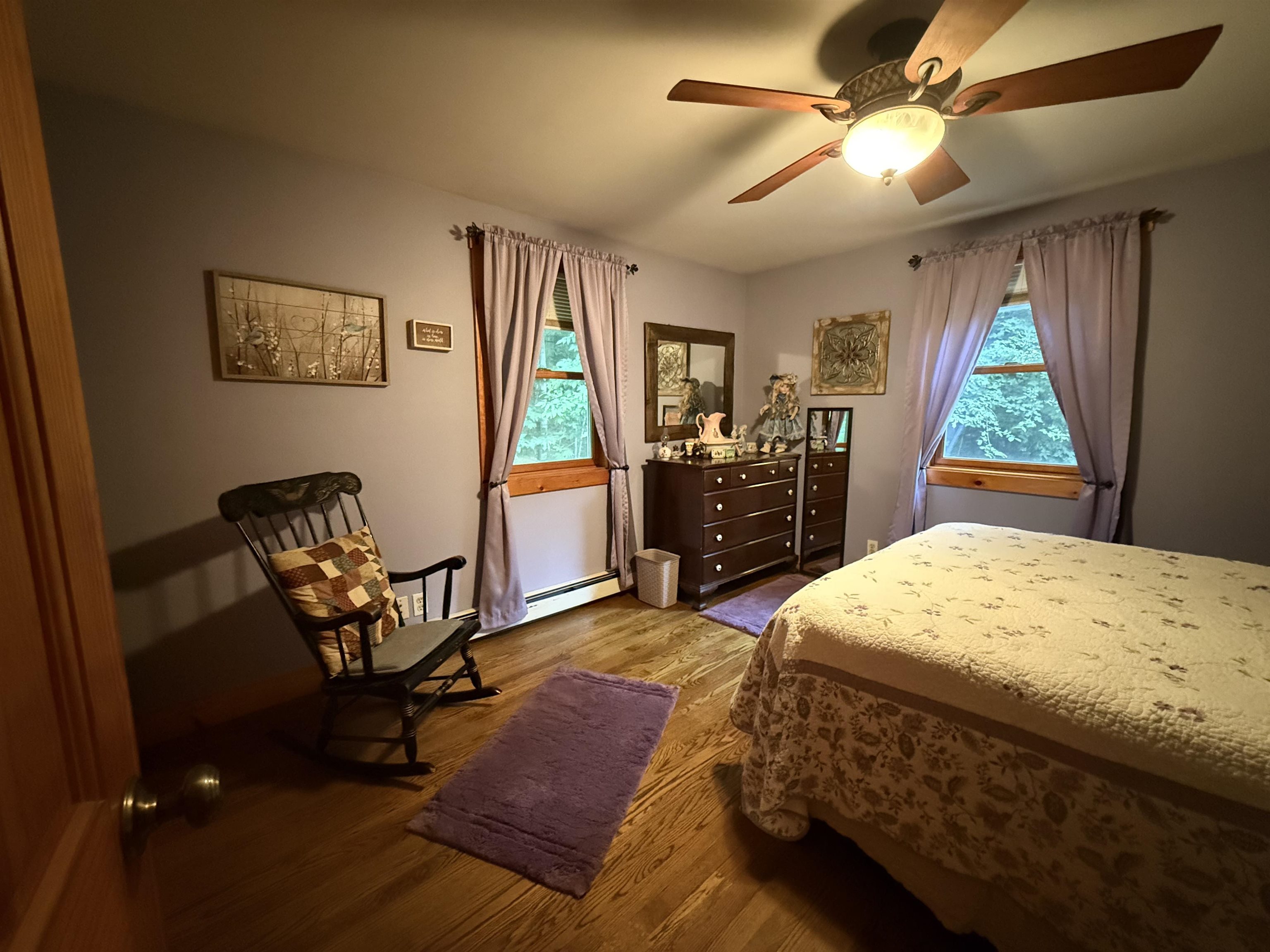 2nd floor bedroom