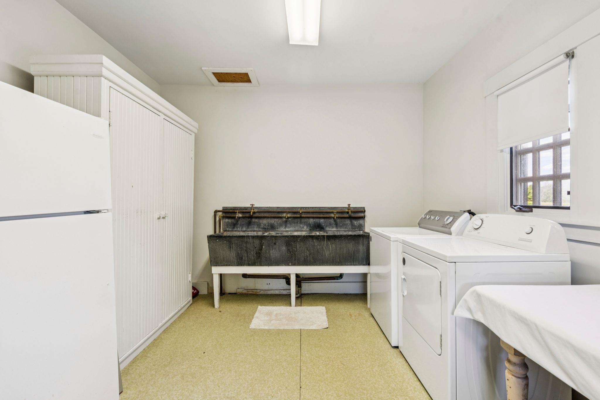Laundry room with soapstone sink