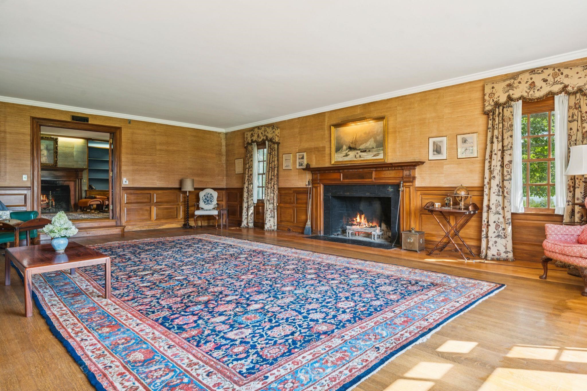 Fireplace wall