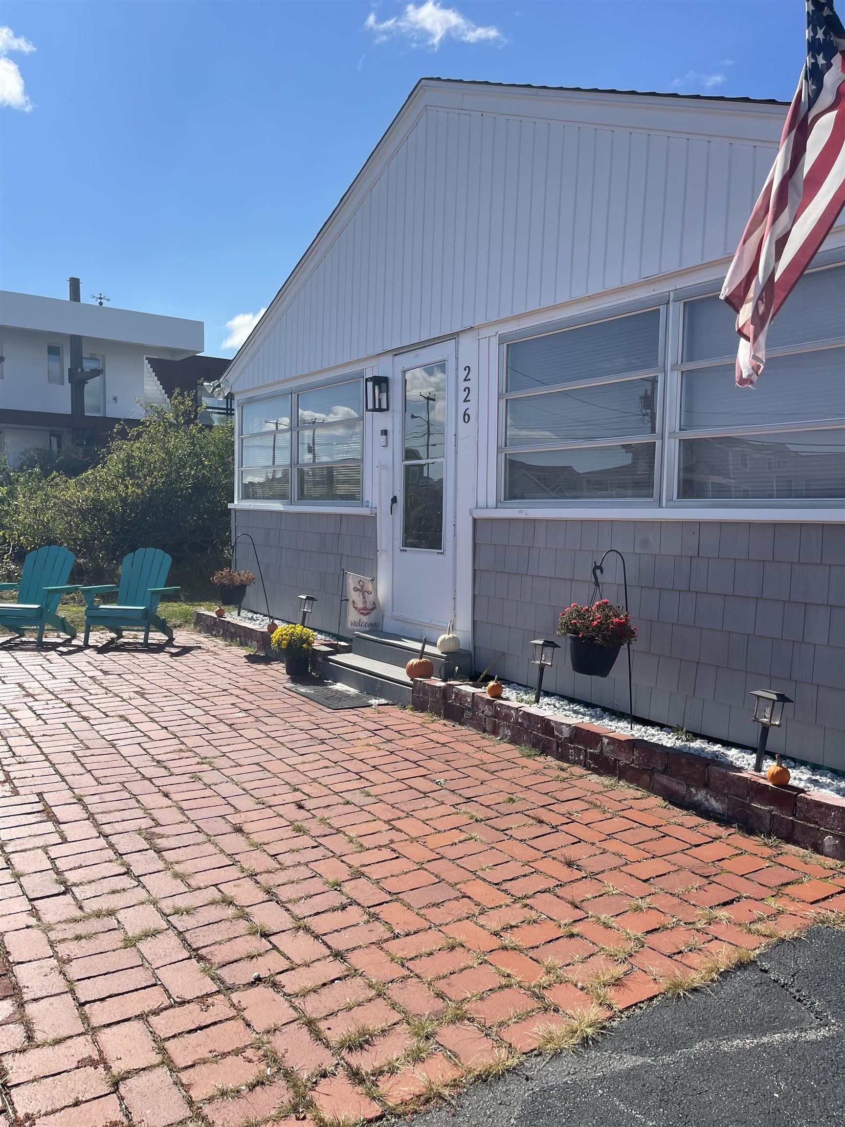 226 Ocean Blvd, Seabrook, NH 03874