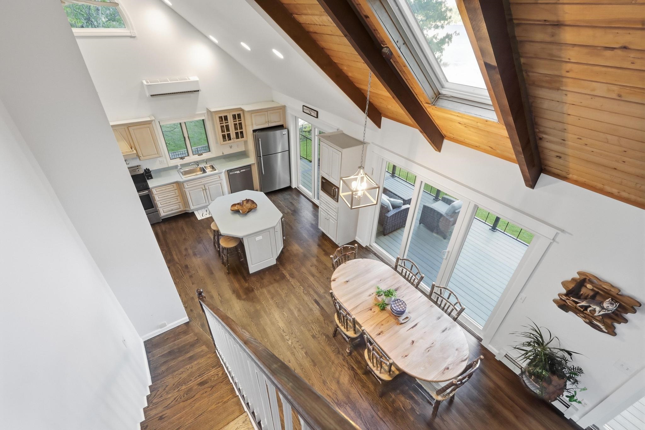 74 Smoke Rise Rd, New Hampton, NH 03256