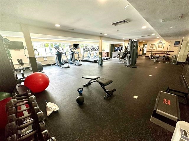 Full gym