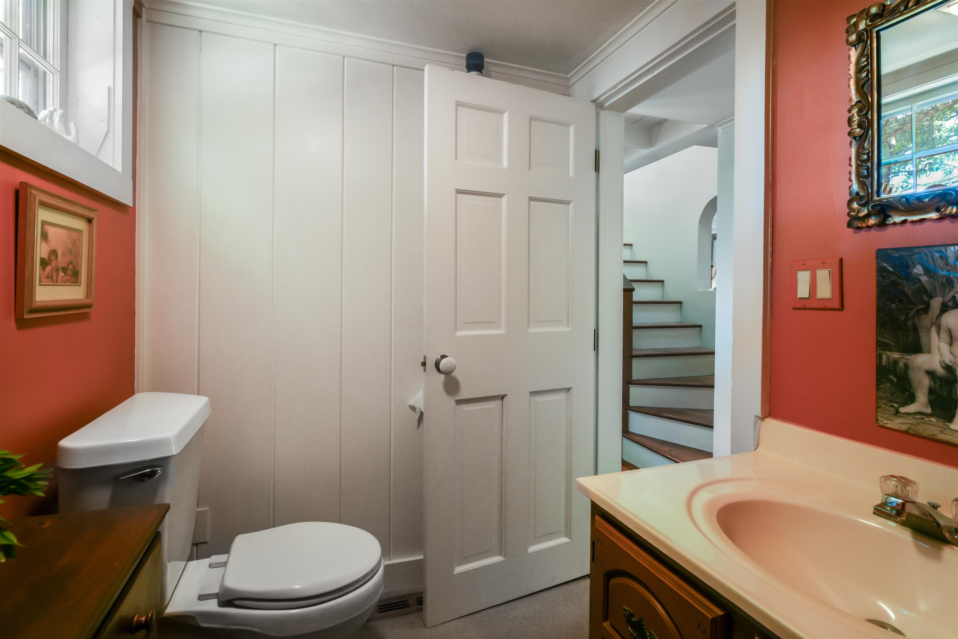 55 Skatutakee Rd, Harrisville, NH 03450