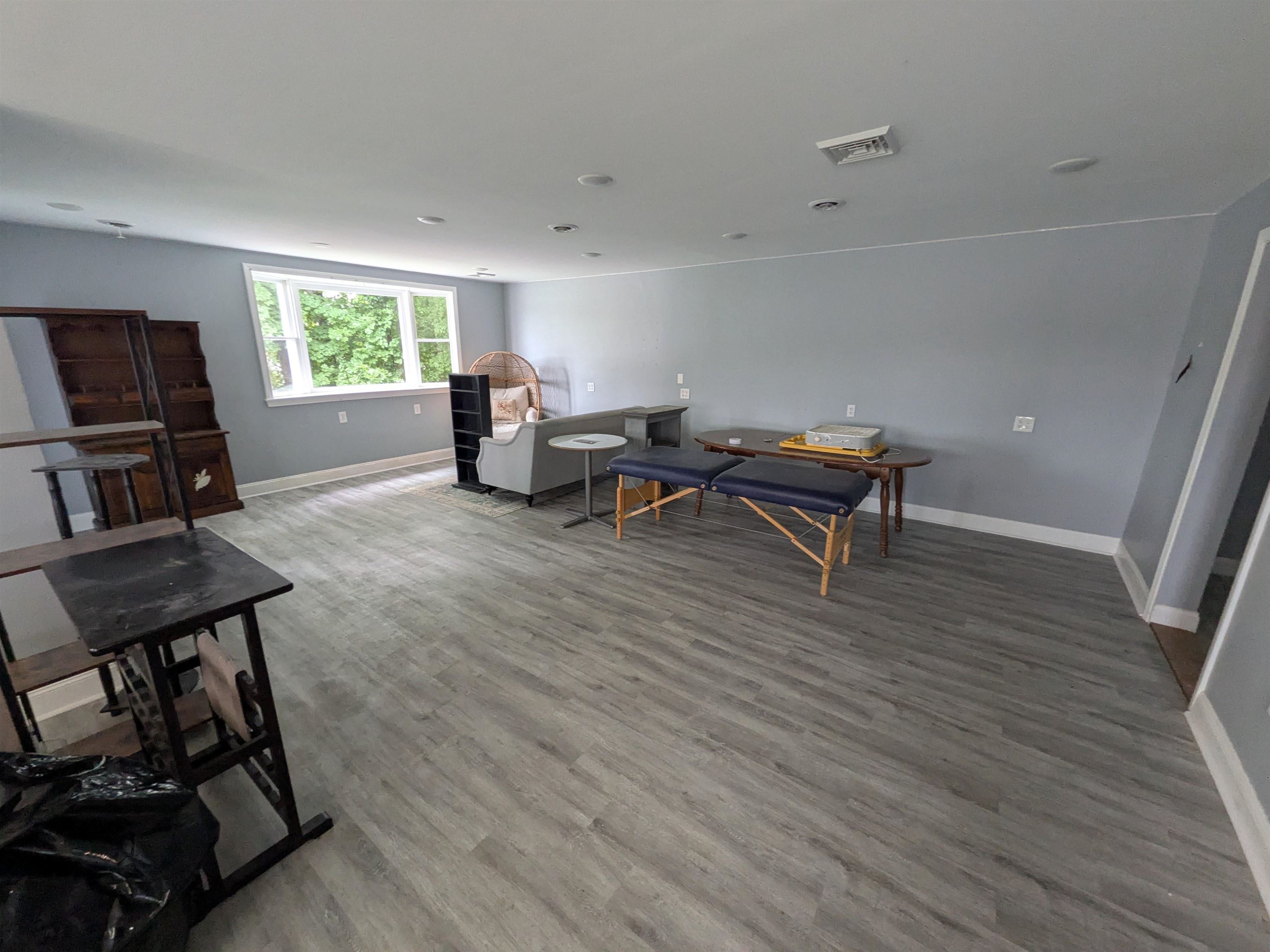 188 Elm St #2 west, Milford, NH 03055