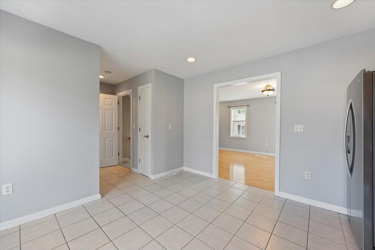 image of 122 Locust St #4, Haverhill, MA 01830 | MLS# 5106154