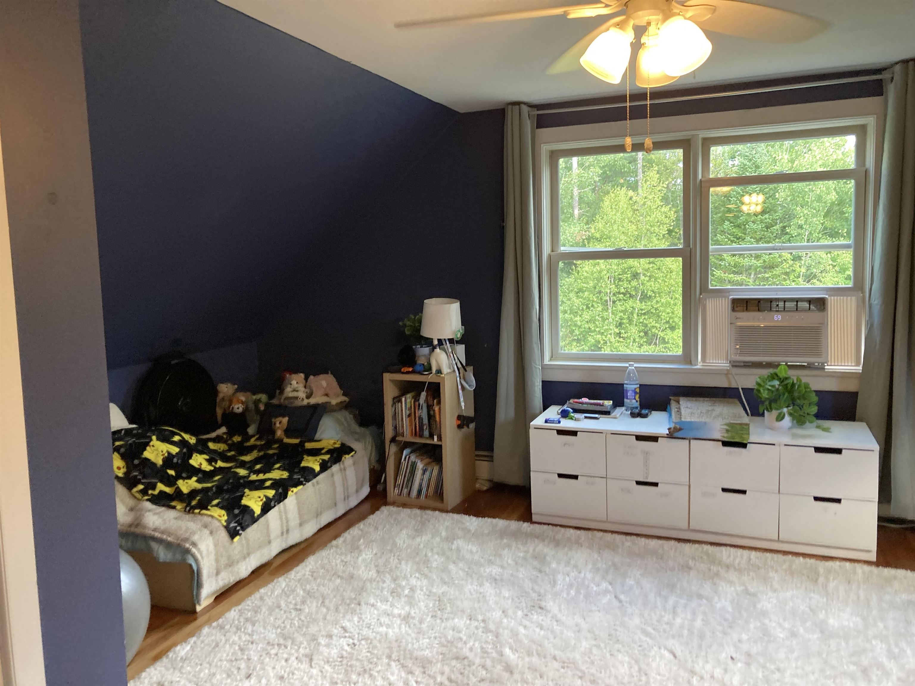 second bedroom up-stairs