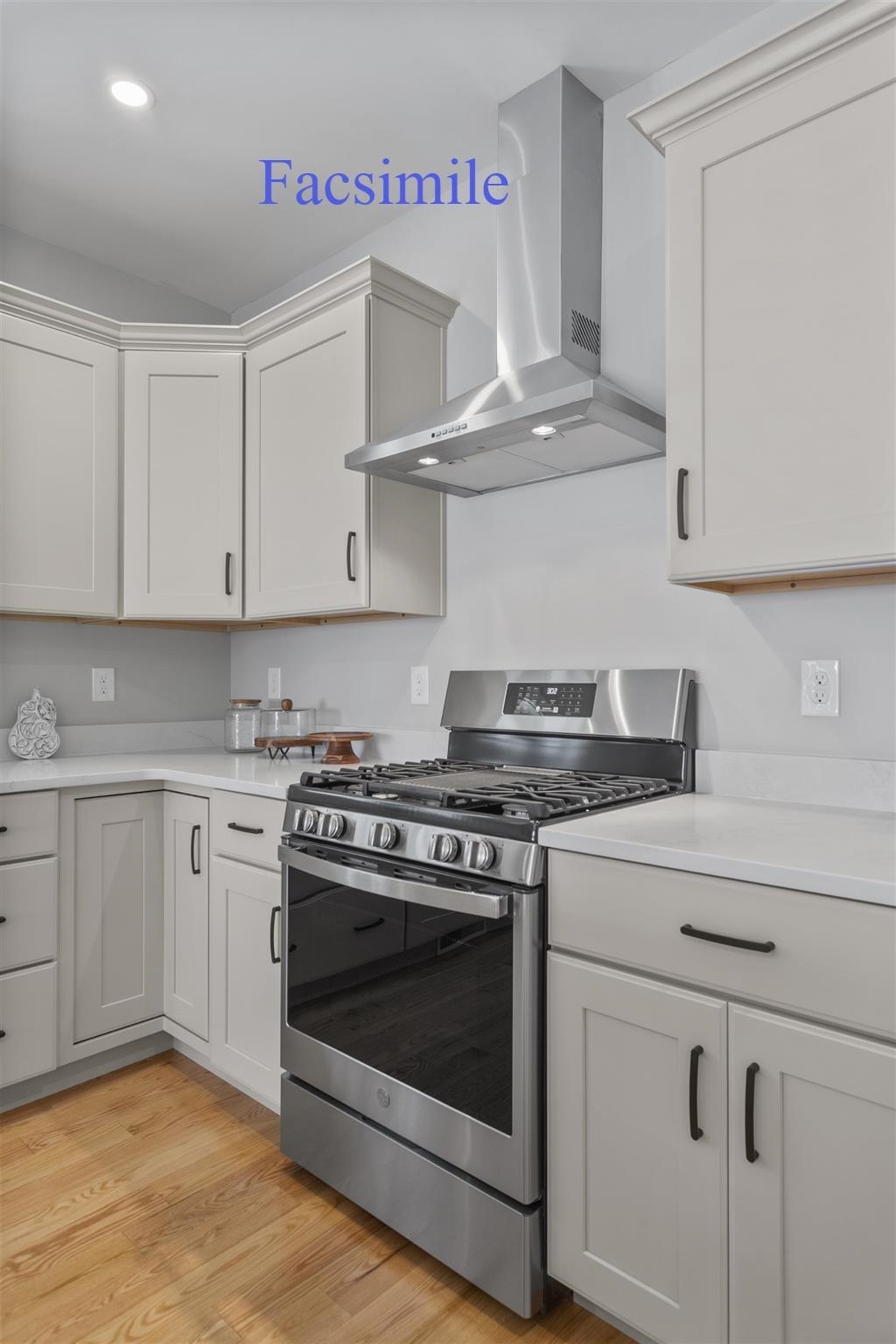 4 Navillus Way, Seabrook, NH 03874