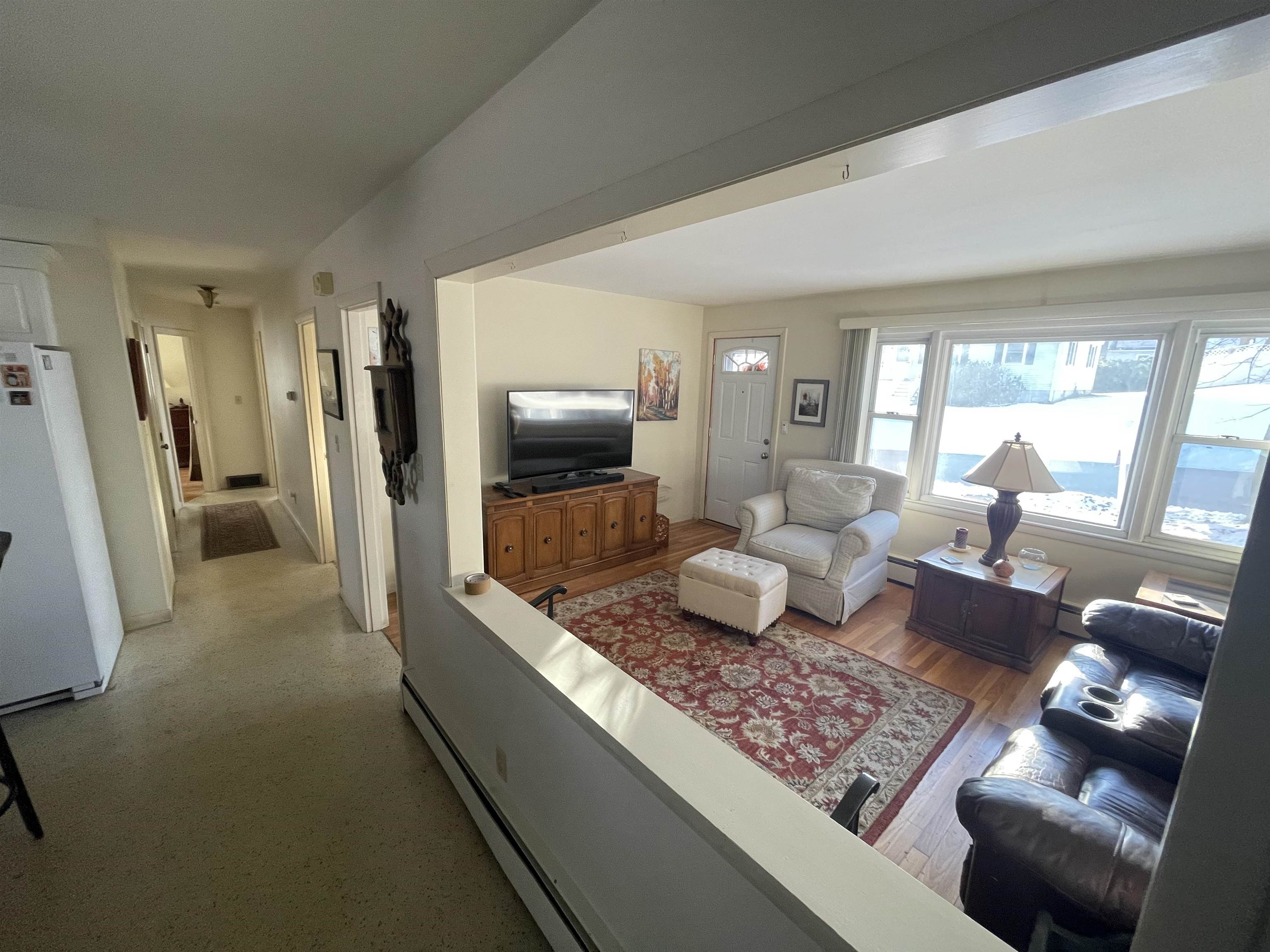 142 Constant St, Manchester, NH 03103