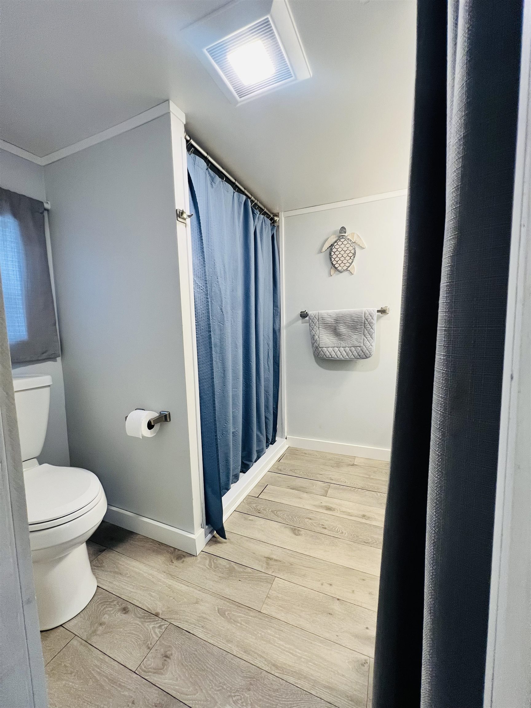 24 Wall St, Hampton, NH 03842