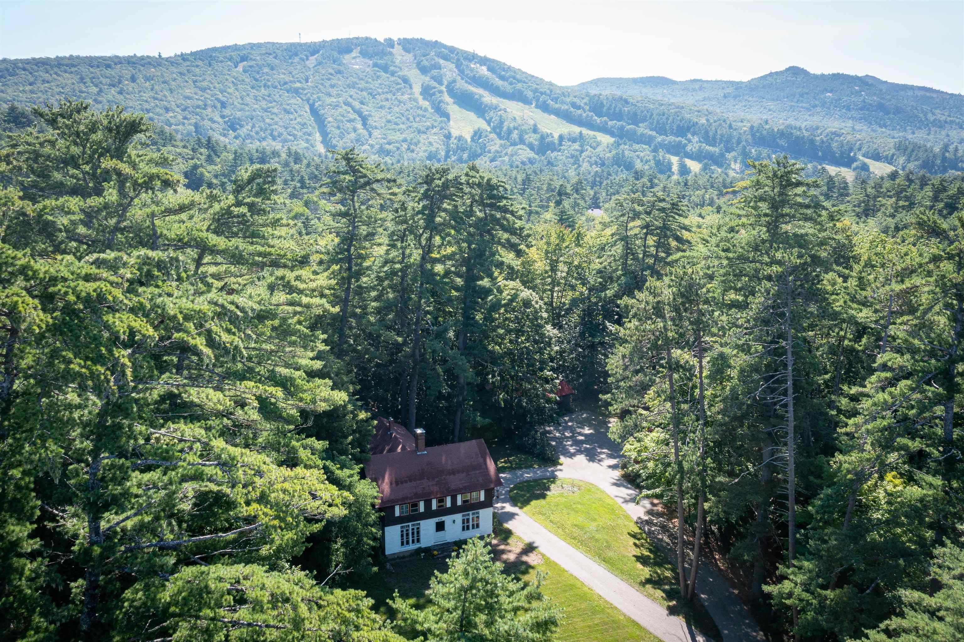 555 Kearsarge Rd, Conway, NH 03860