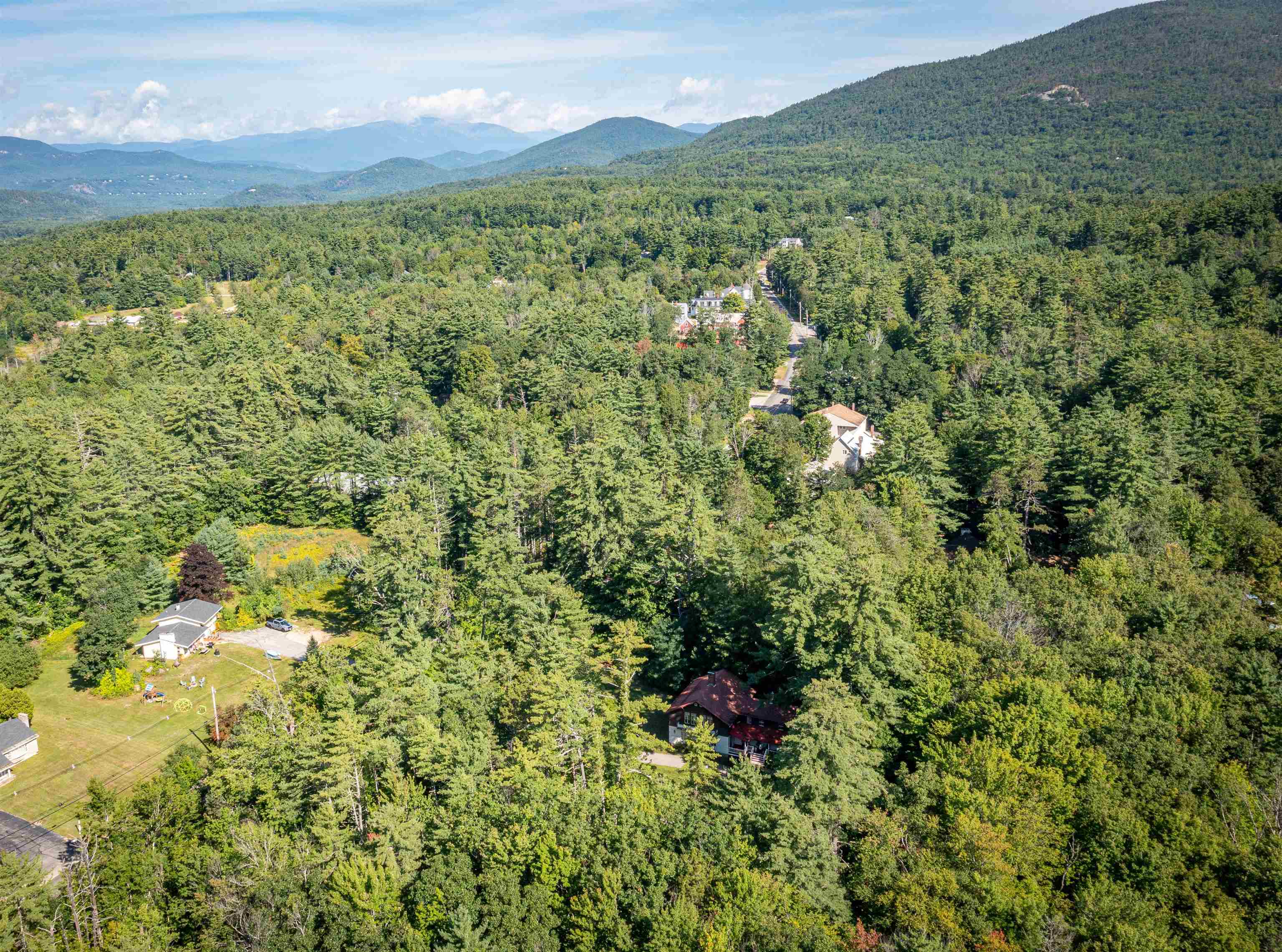 555 Kearsarge Rd, Conway, NH 03860