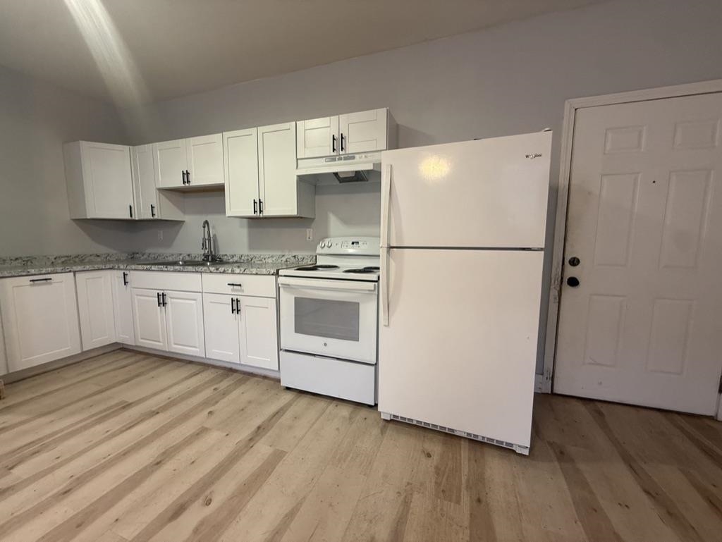 43 Central St #G2, Haverhill, NH 03765