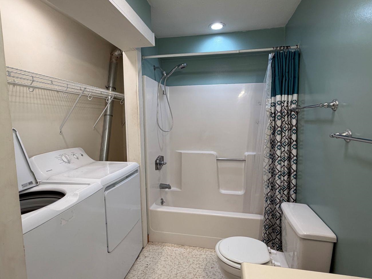 Laundry full bath