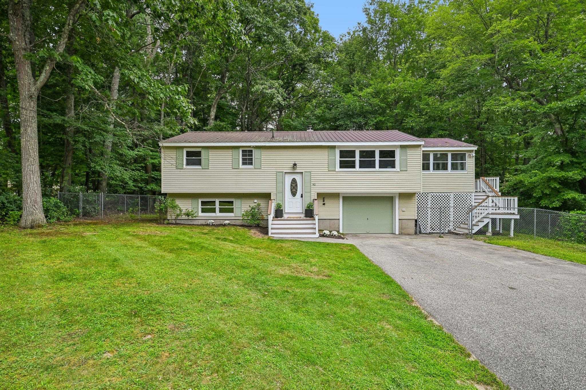 Photo 2 of Single family home for sale at 92 Bypass 28, Derry, NH 03038 | MLS# 5106285 | Listing updated on 2026-09-18