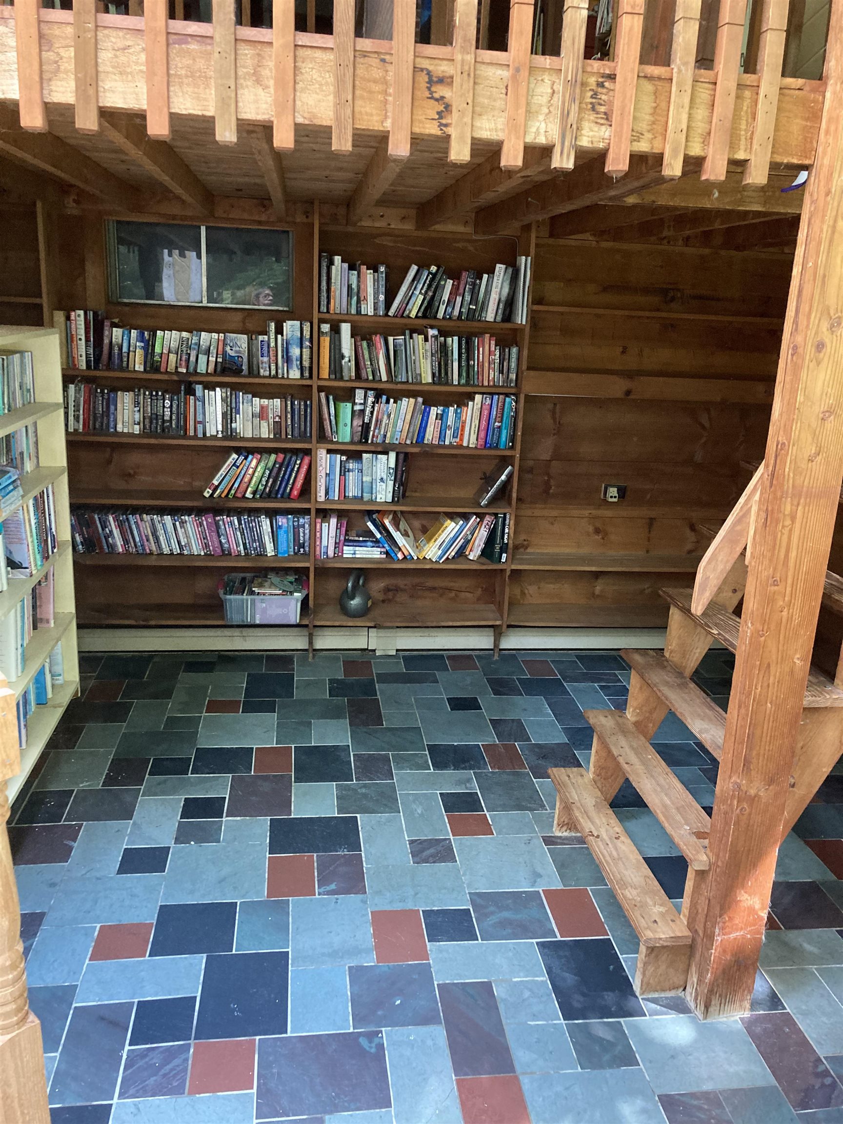 Lower level library 26057145
