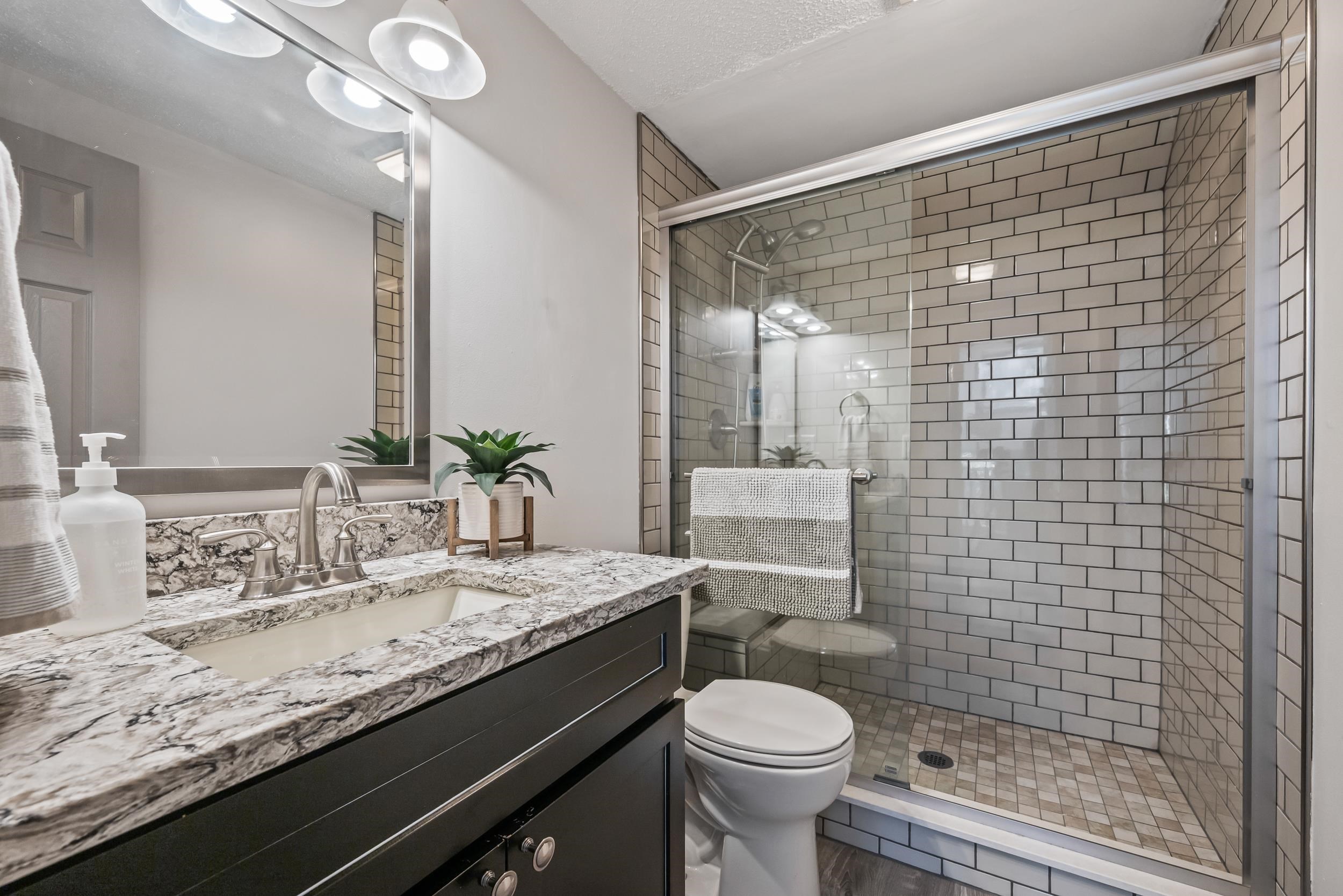 27 Abbey Ln #9, Conway, NH 03818