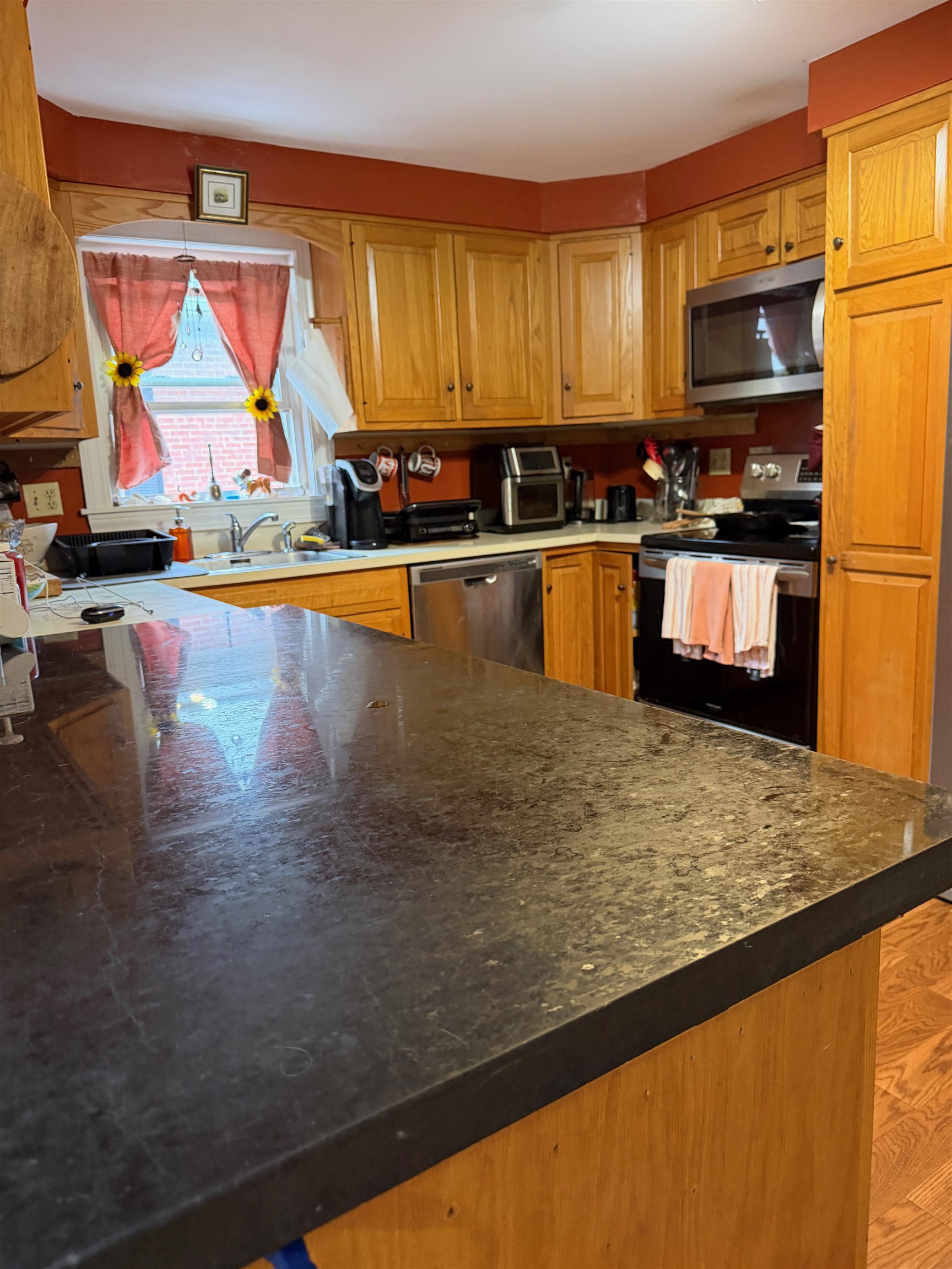 27 S State St, Concord, NH 03301