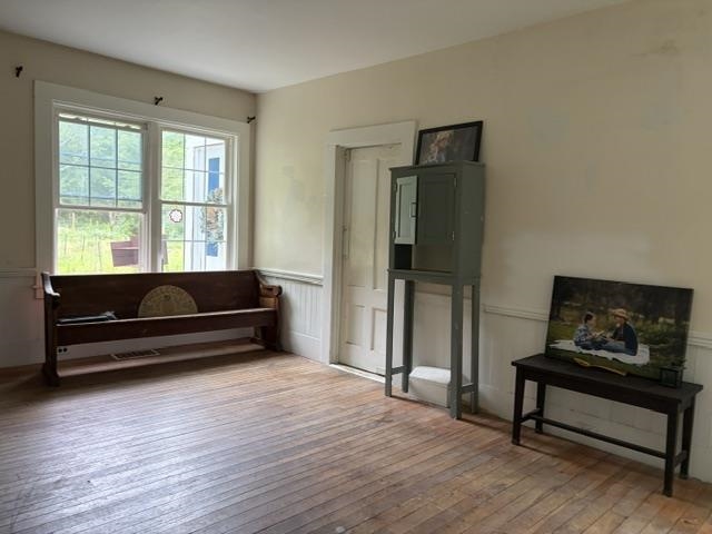 178 South Hill Rd, New Boston, NH 03070