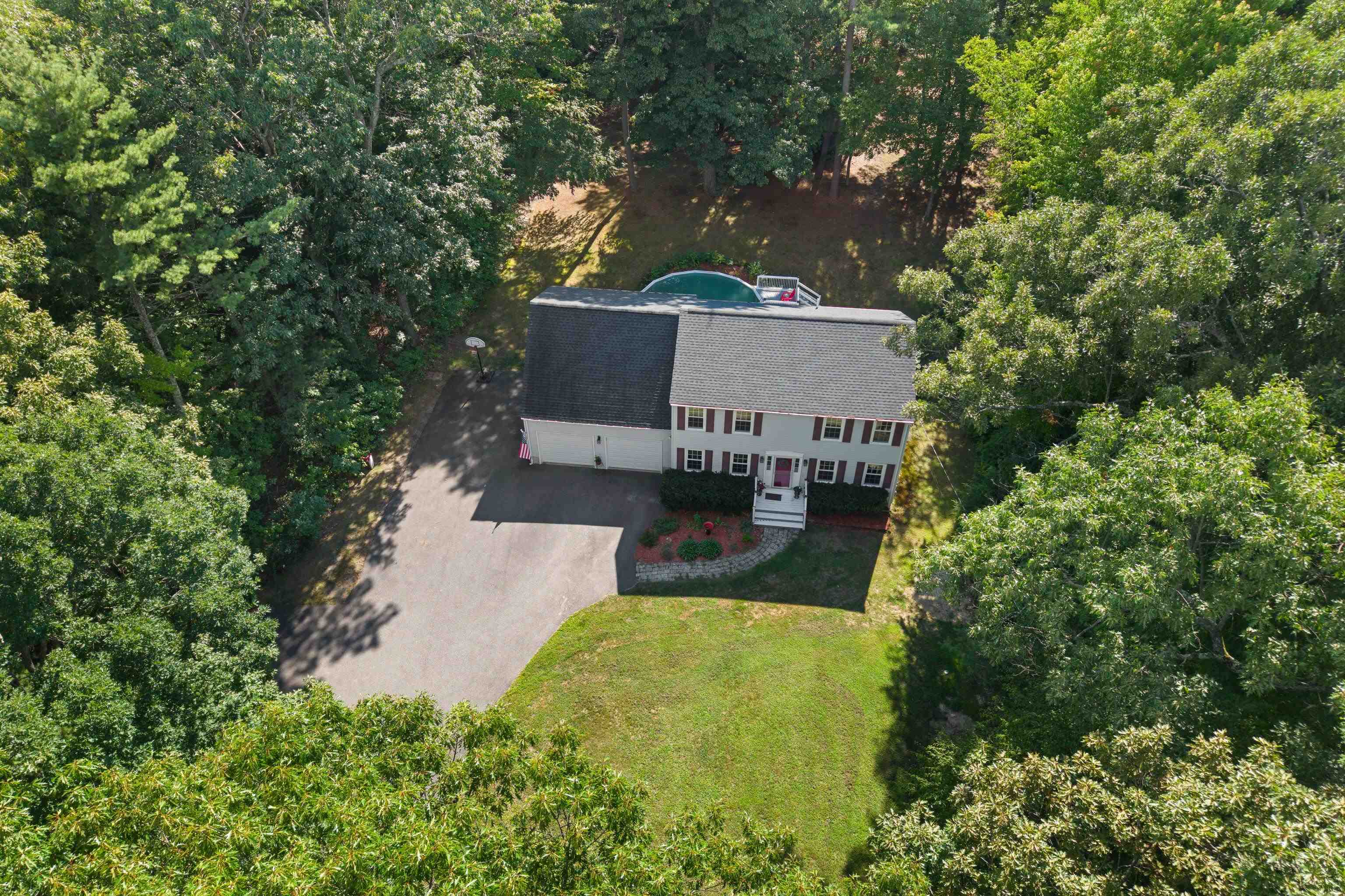 70 South Bow Rd, Hooksett, NH 03106