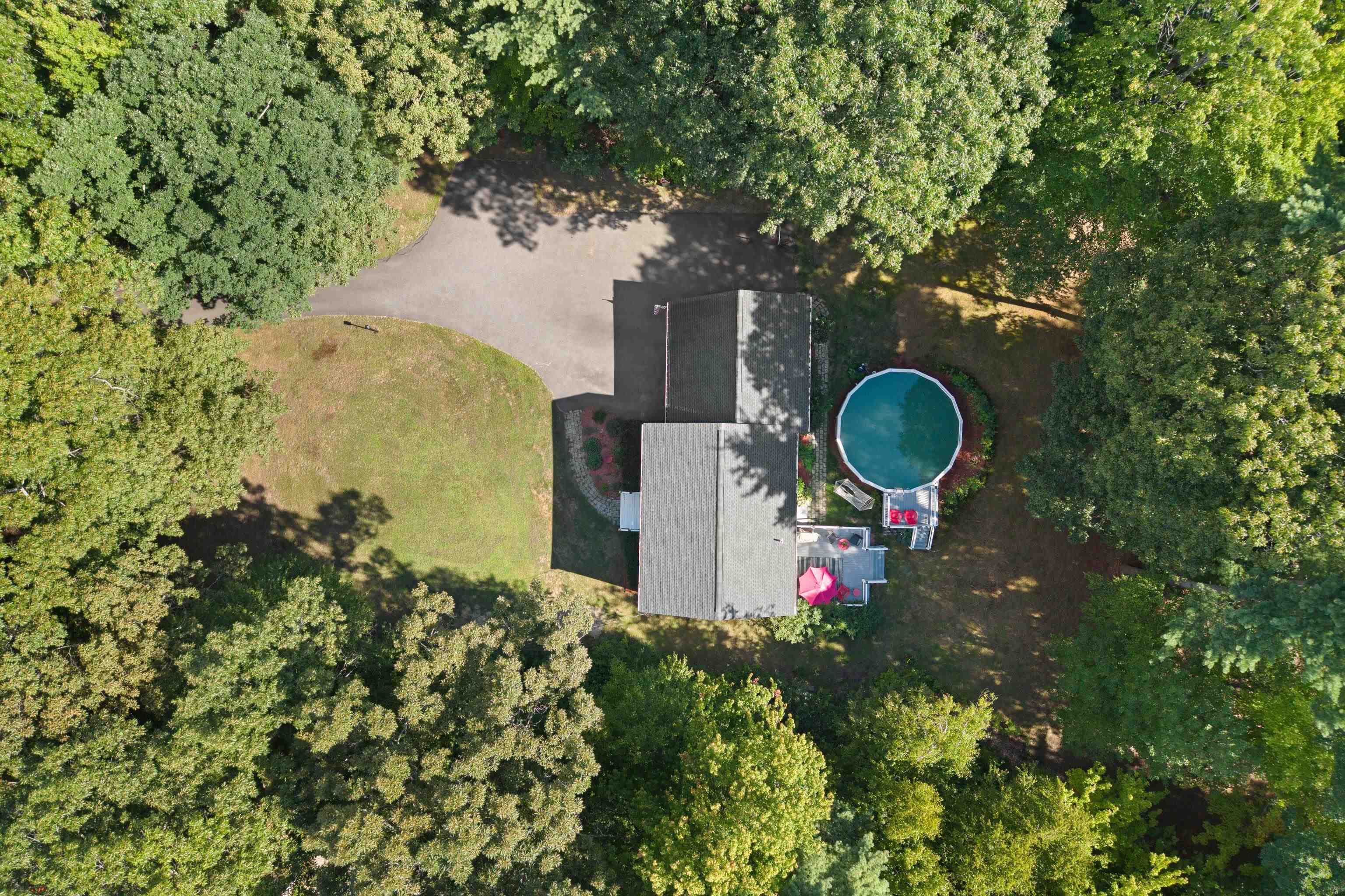 70 South Bow Rd, Hooksett, NH 03106