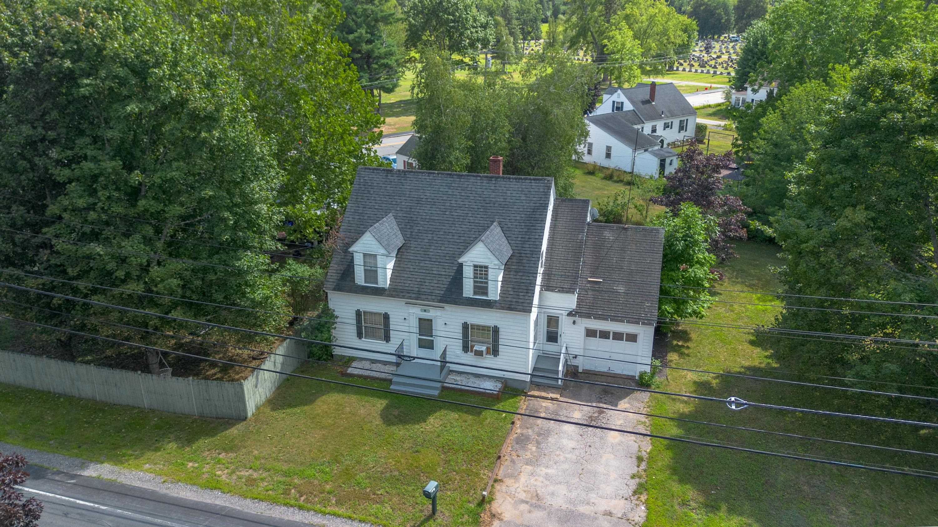 90 W High St, Somersworth, NH 03878