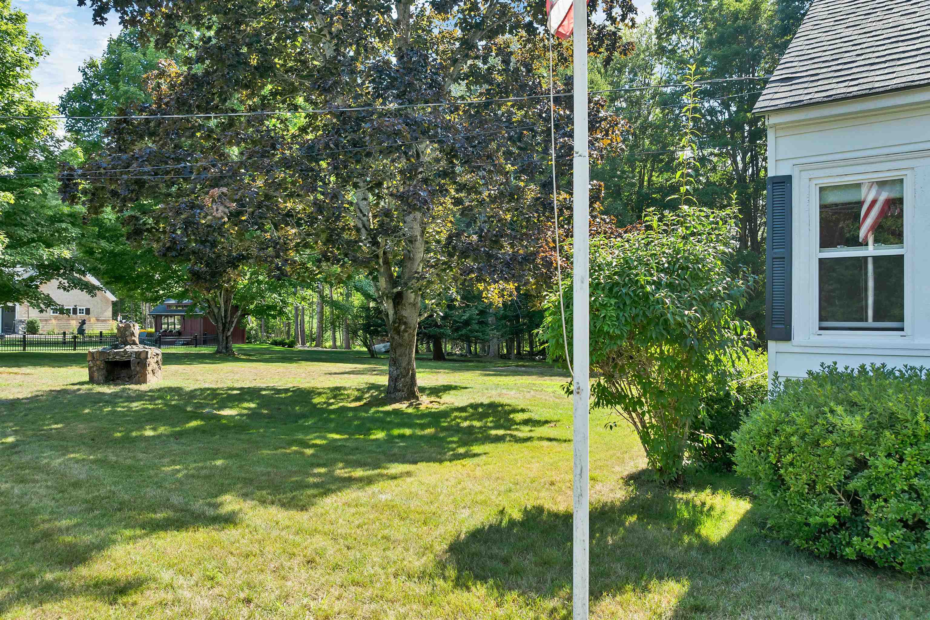 44 Waumbeck Rd, Wolfeboro, NH 03894