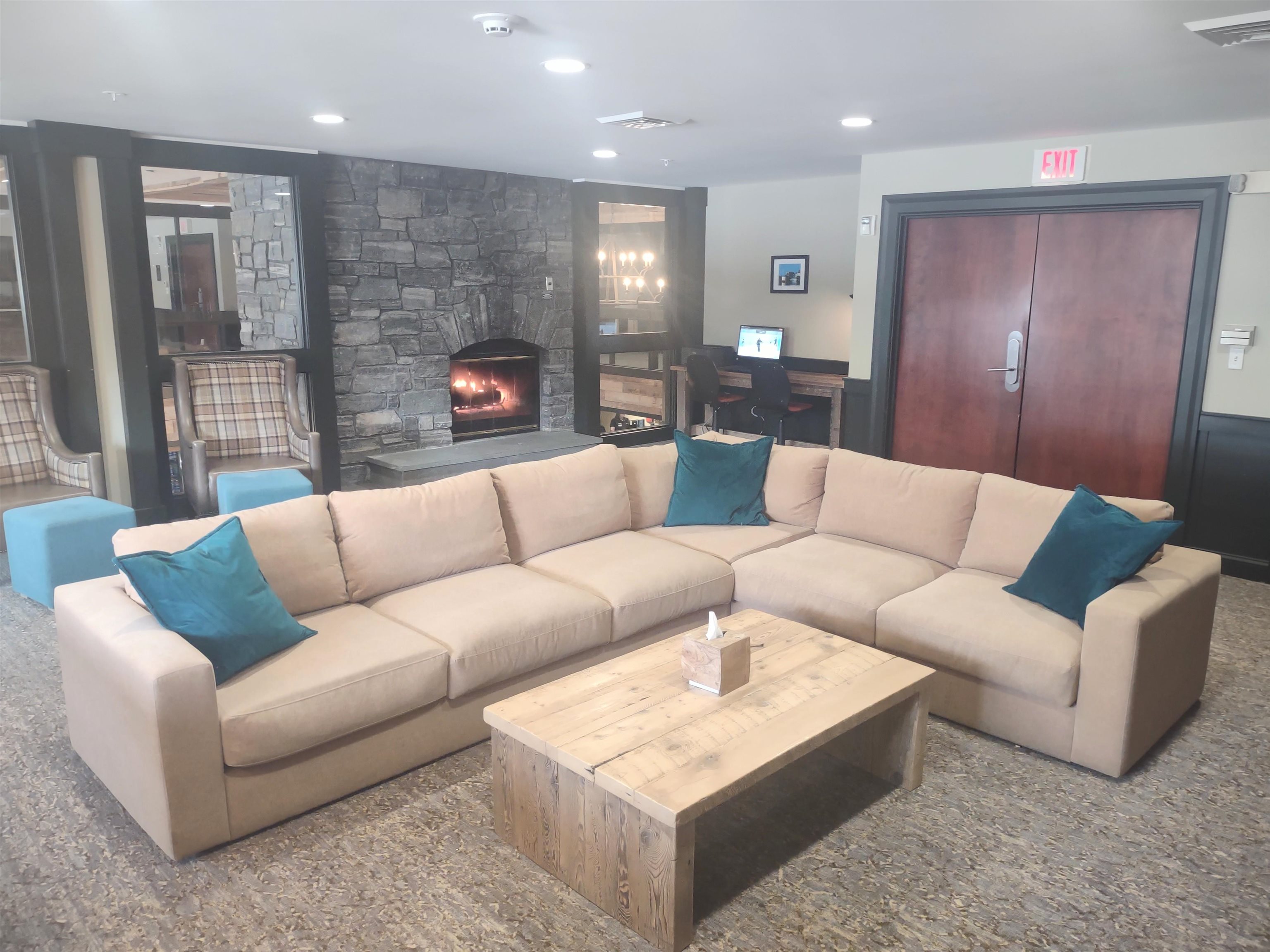 Owners Lounge