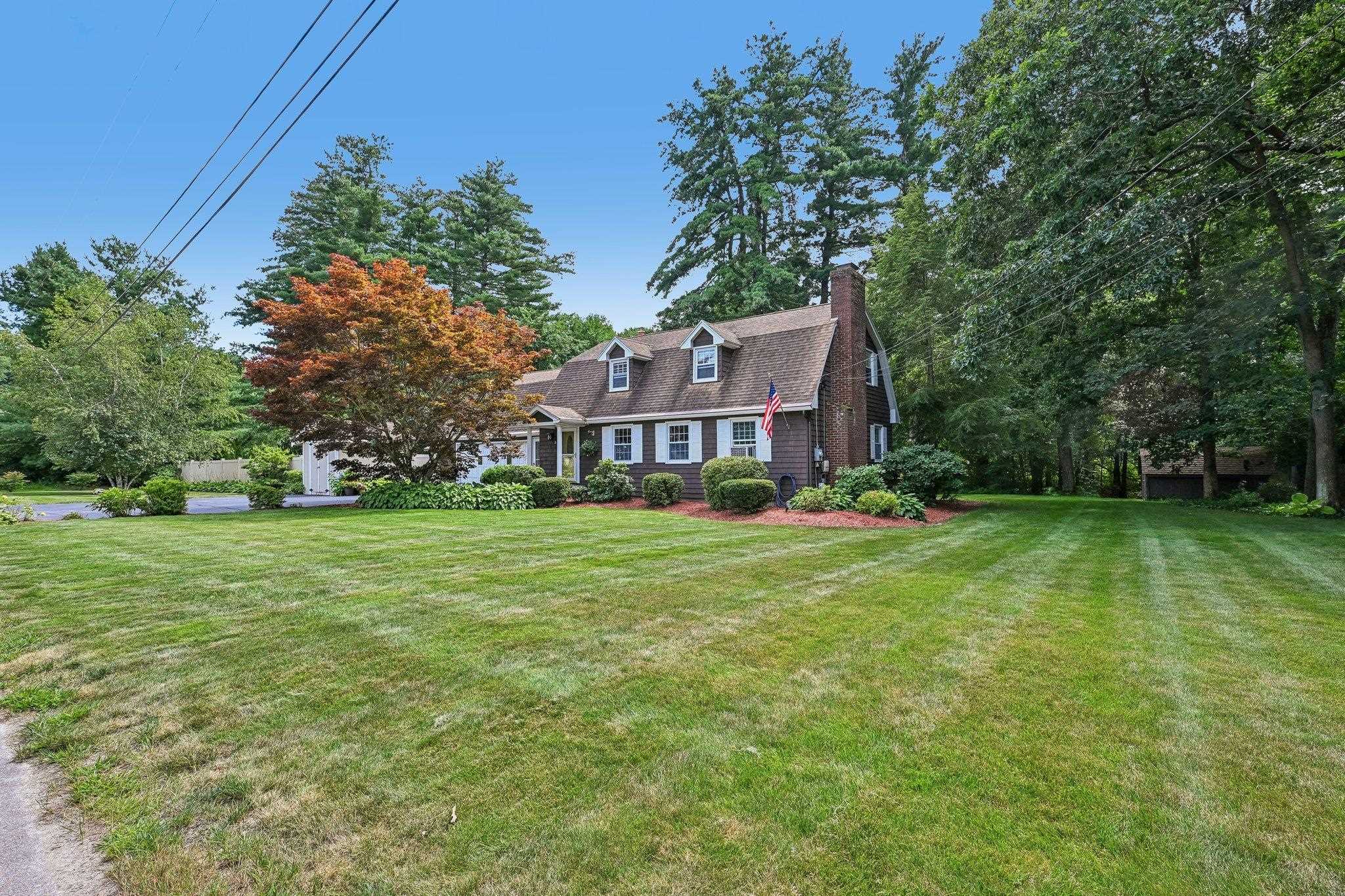 3 Whip Poor Will Dr, Hudson, NH 03051