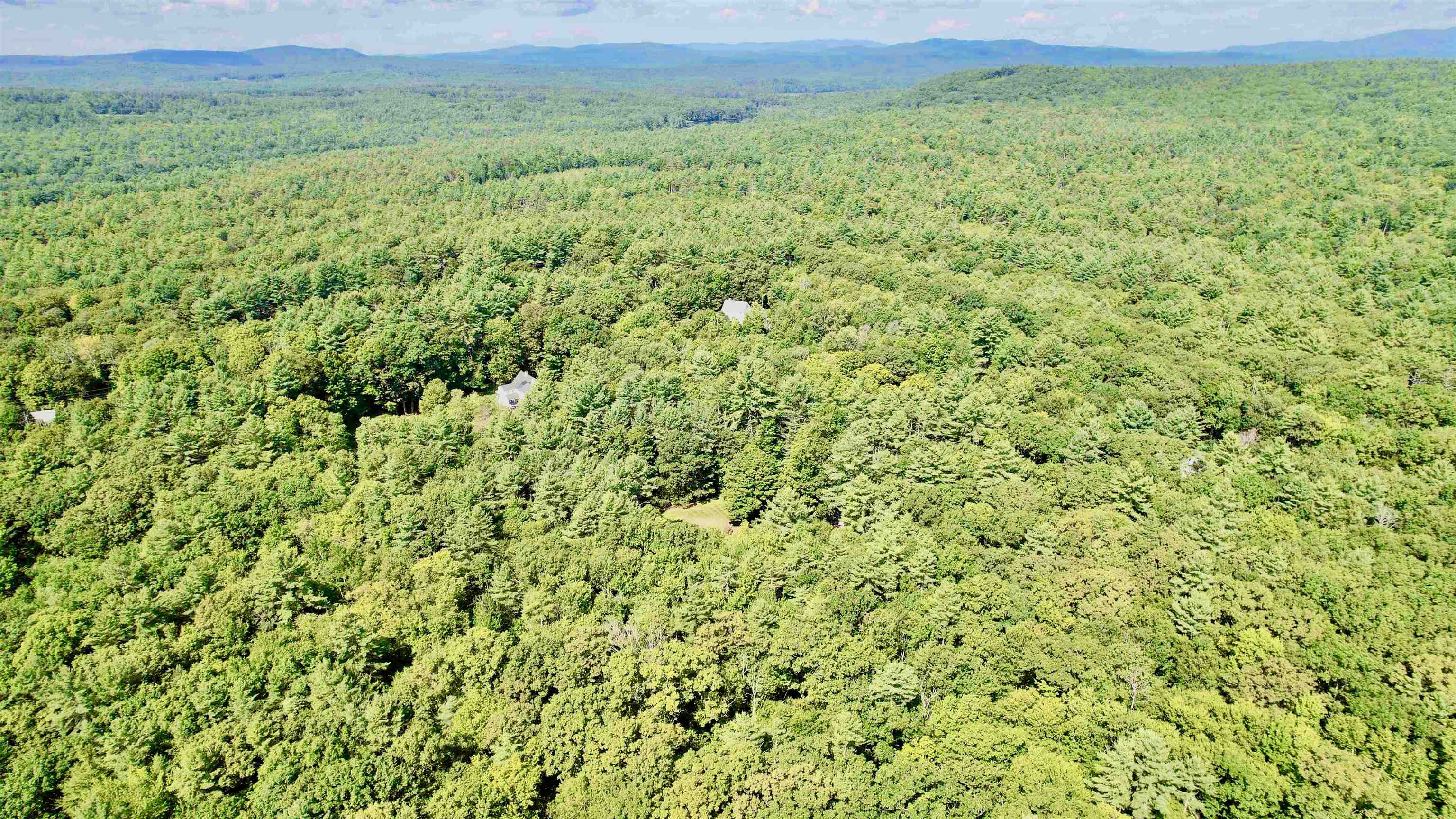 00 South Rd, Hopkinton, NH 03229