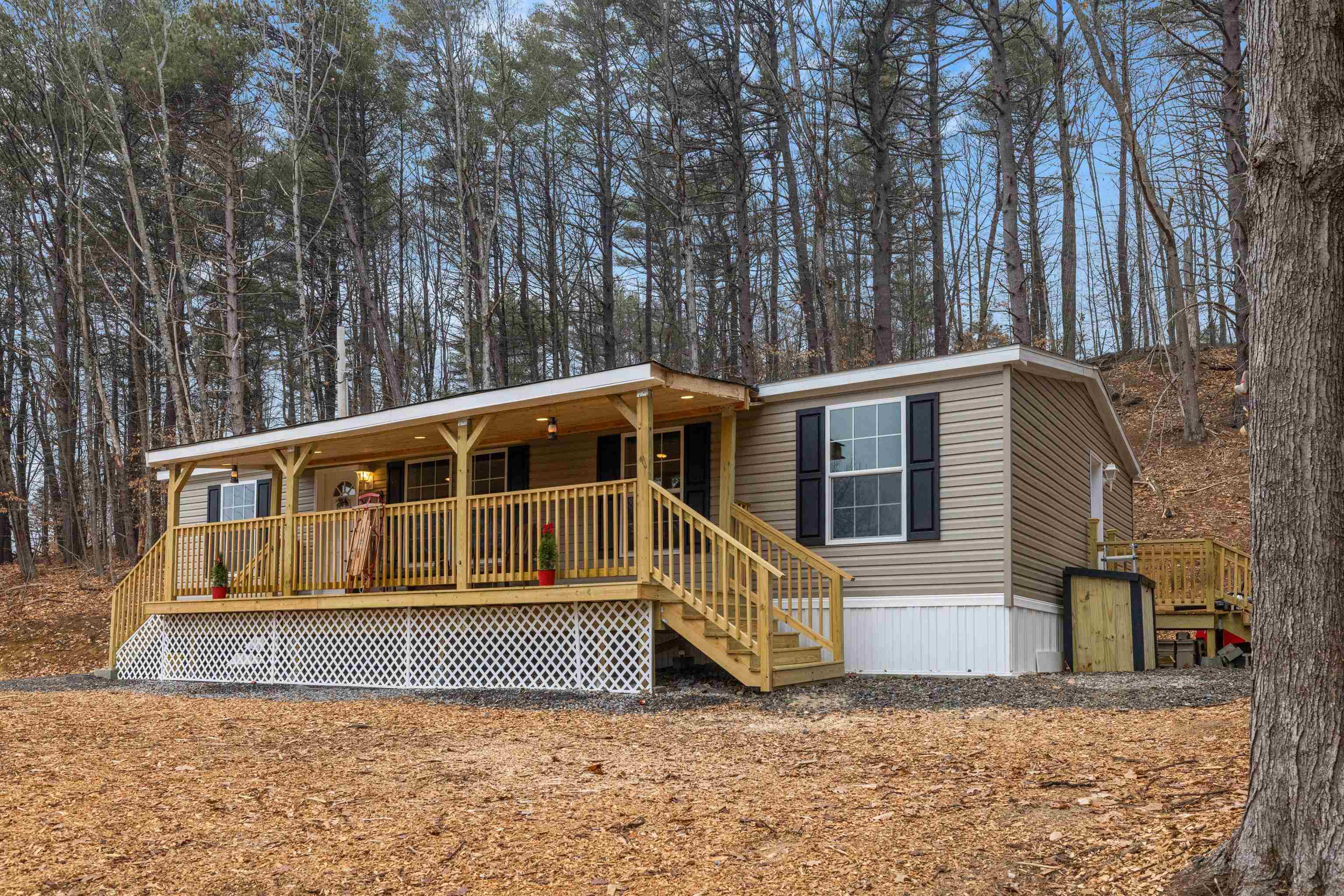 48 Harold Avery Rd, Ashland, NH 03217