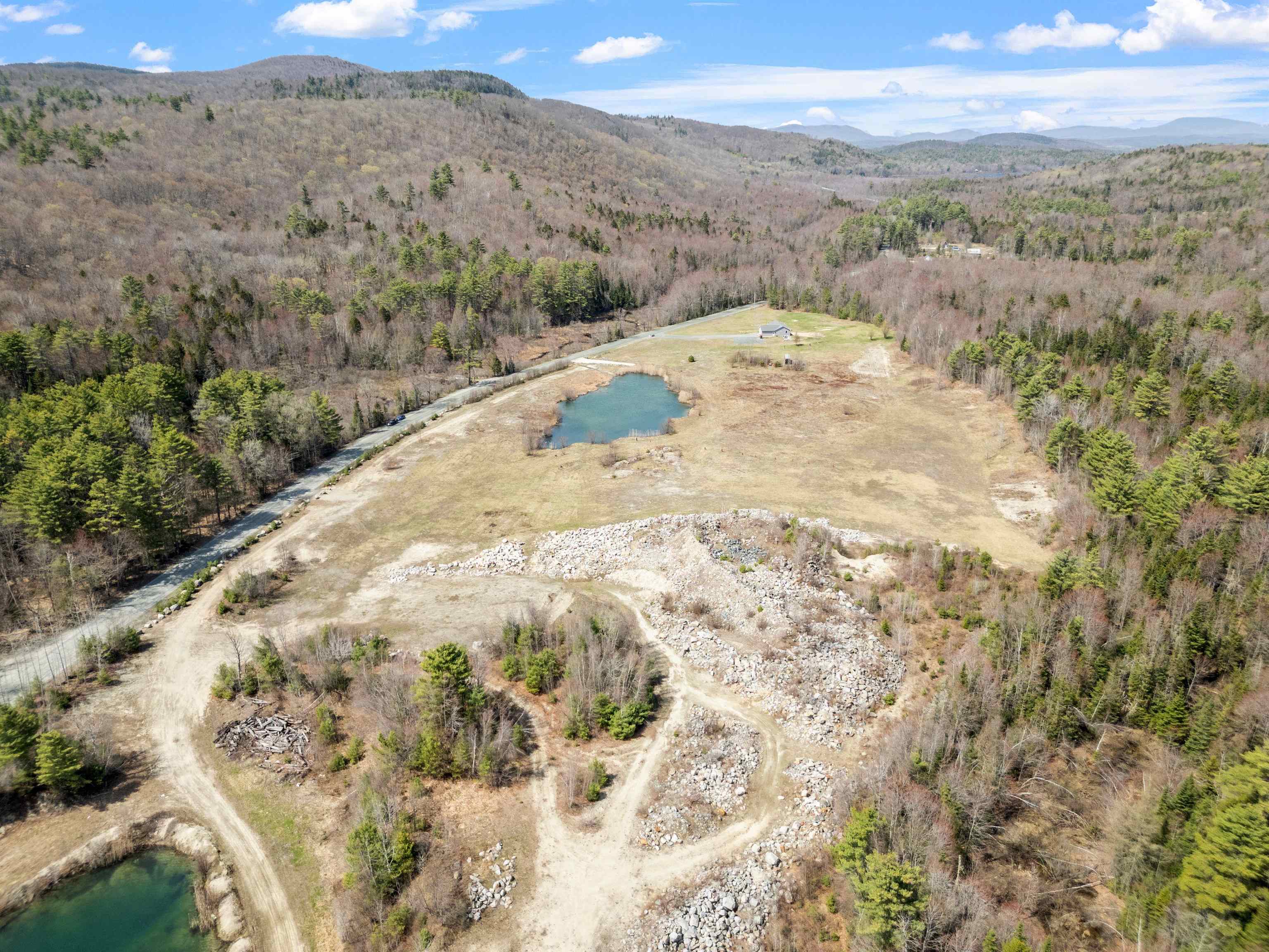 461 Bog Rd, Enfield, NH 03748