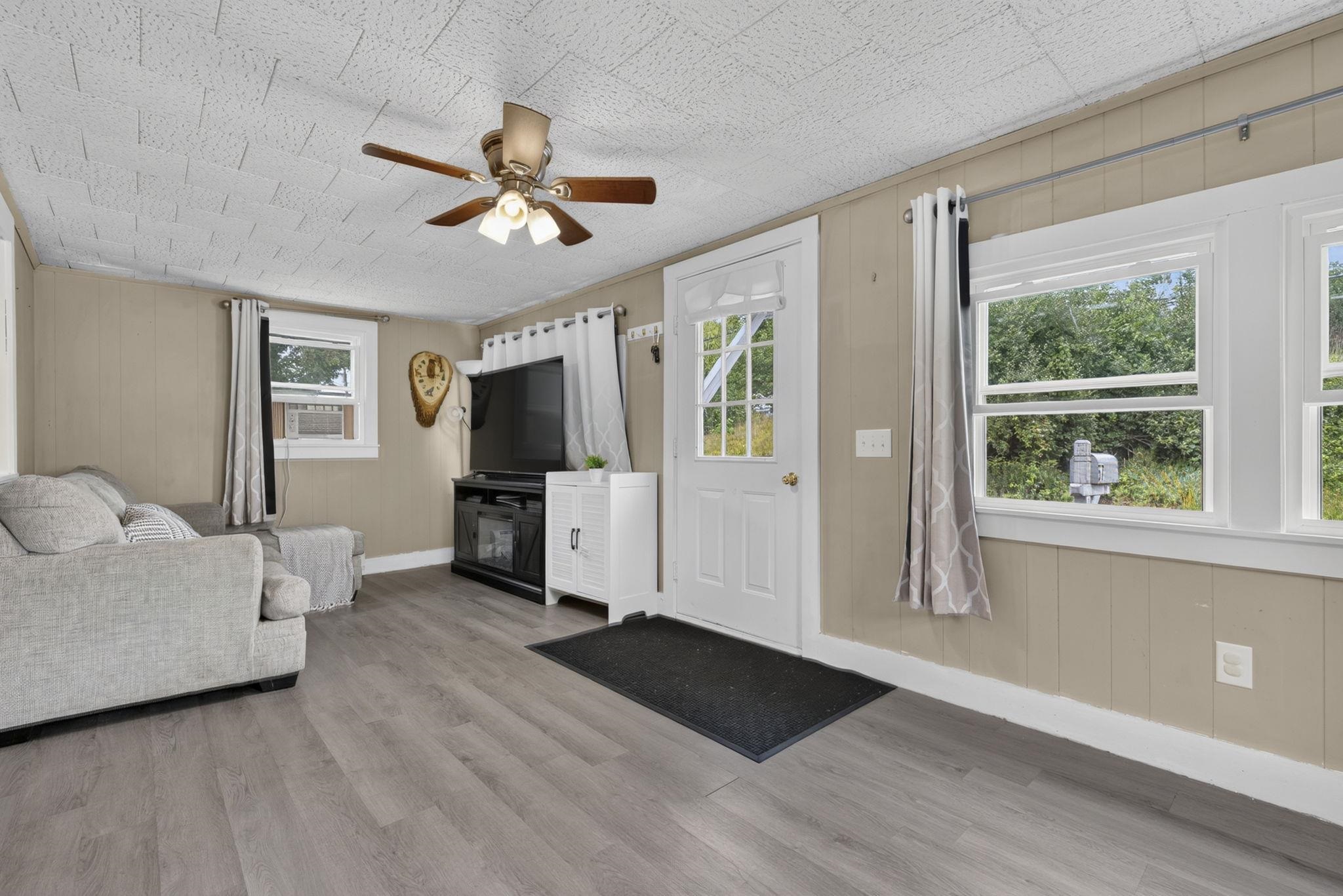 57 Overland St, Laconia, NH 03246