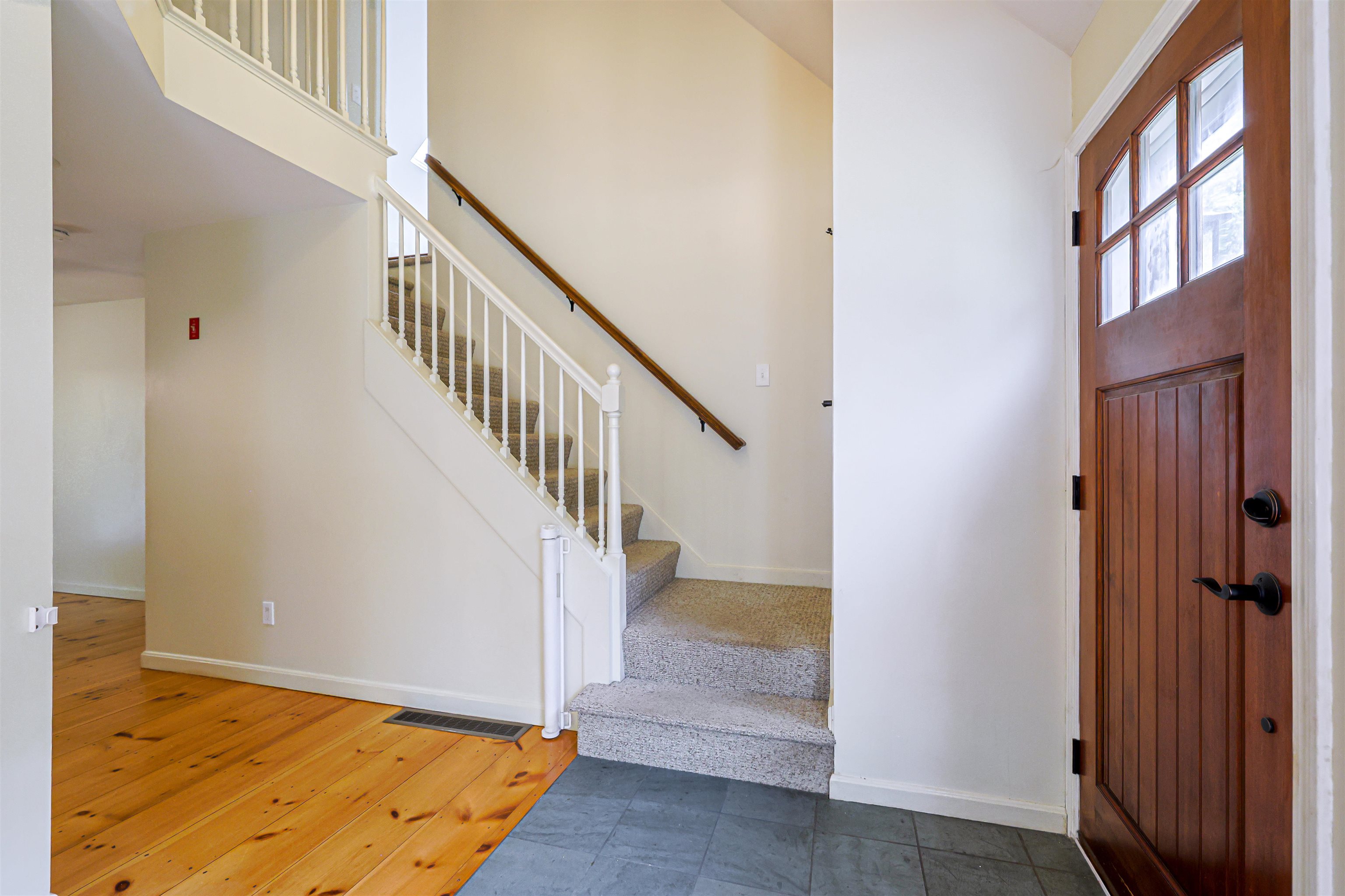 34 Rocky Pond Rd, Brookline, NH 03033