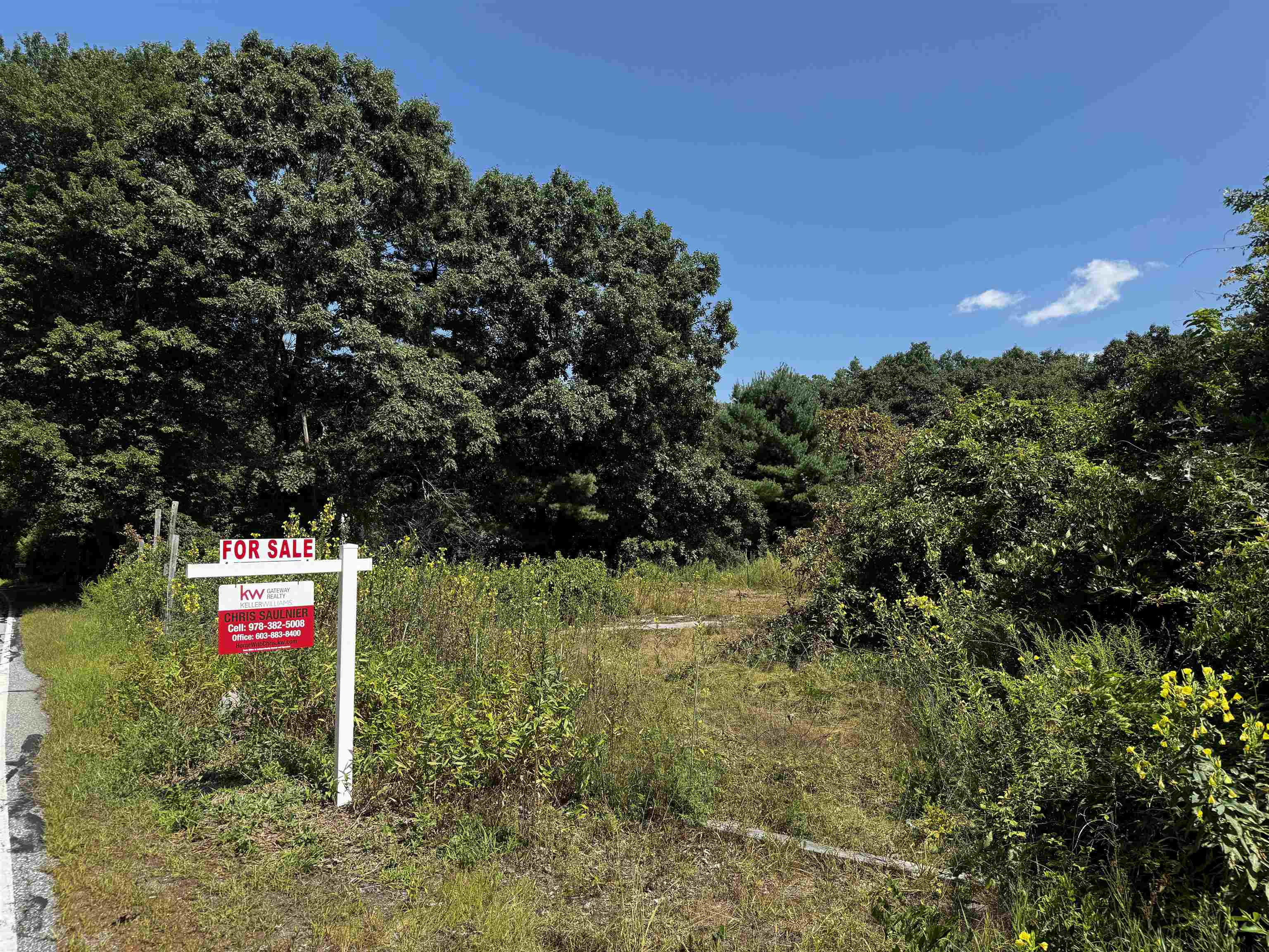 143 Bedford Rd, Merrimack, NH 03054