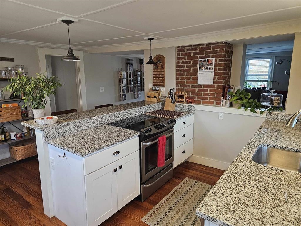 45 High St #2, Candia, NH 03053