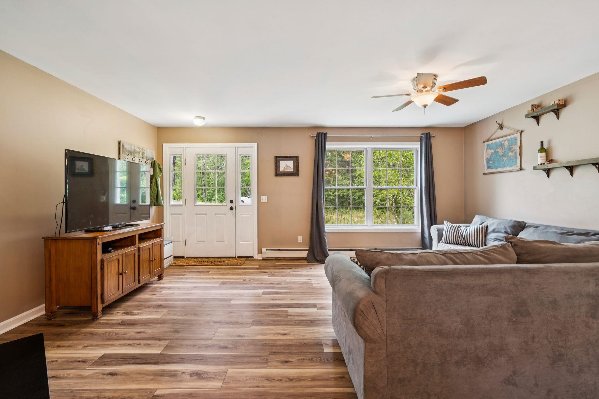 32 Old Granliden Rd, Sunapee, NH 03782