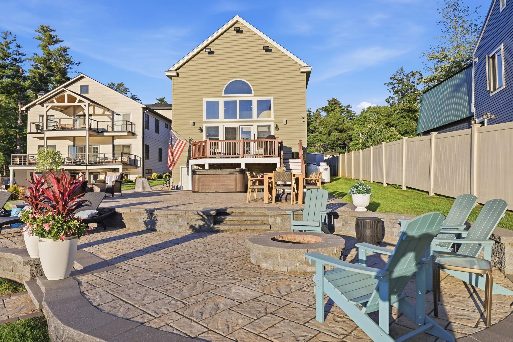 45 Ball Ave, Salem, NH 03079